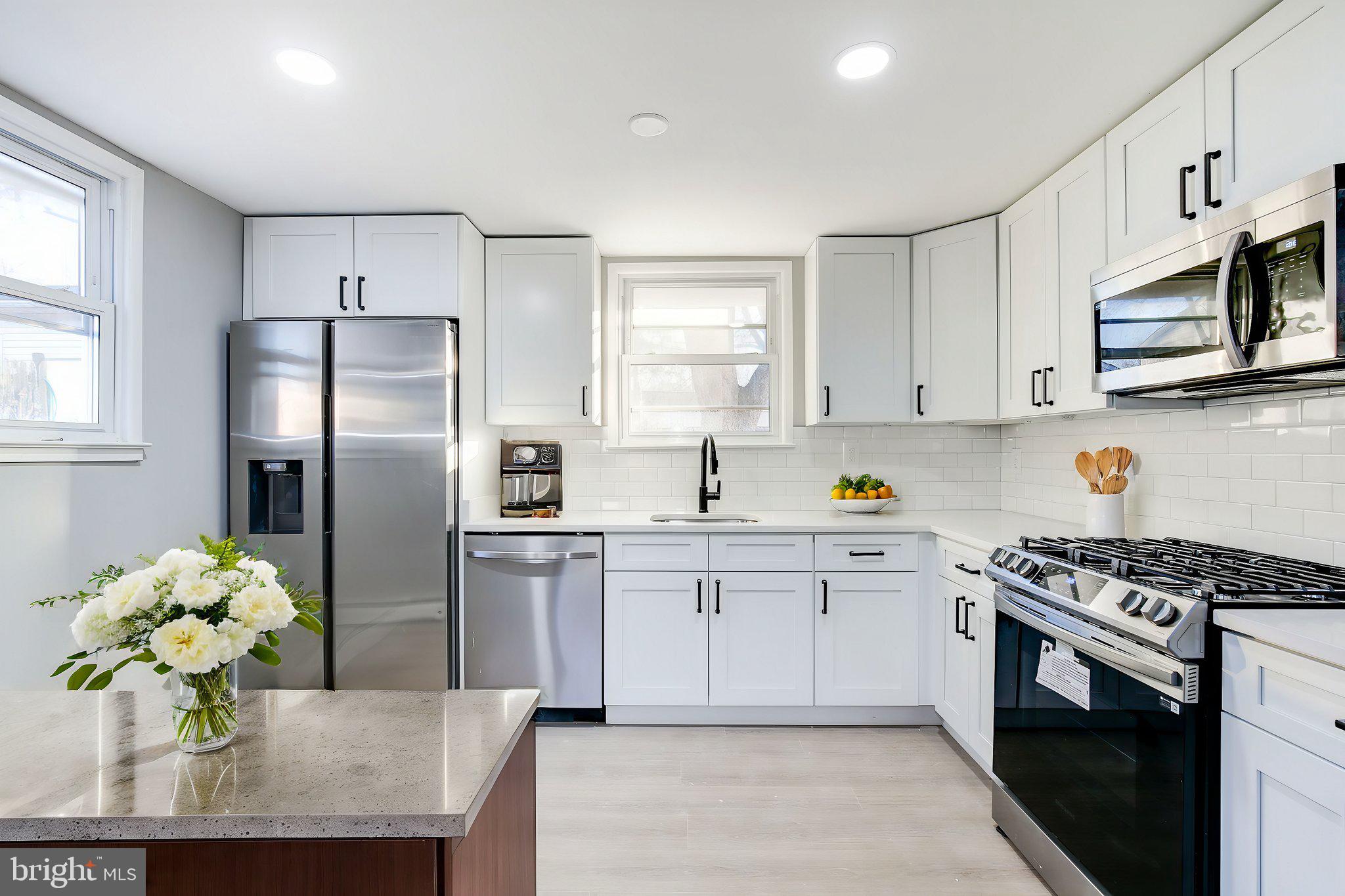 DALE CITY - Residential