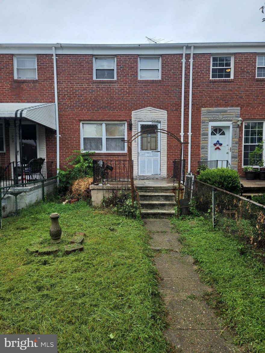 **Investor Alert **  Cash/Reno loans only!  Home Being Sold AS IS!   2 Bed, 1 Full bath townhome is West Inverness. This home is in need of some TLC and updates. On the main you'll find a nice size living room, dining room and kitchen. The upper level has 2 spacious bedrooms and a full bath. Hardwood floors throughout. Basement is unfinished and has a toilet. Yard is fenced. Home is being sold AS IS.!