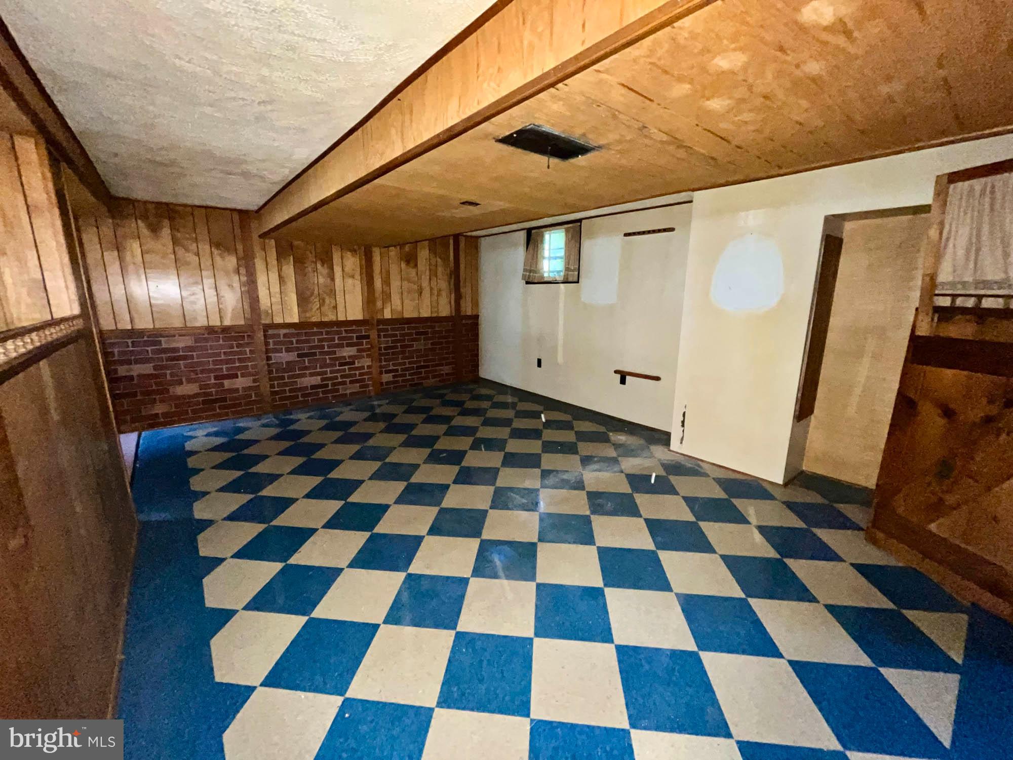 PARKVILLE - Residential