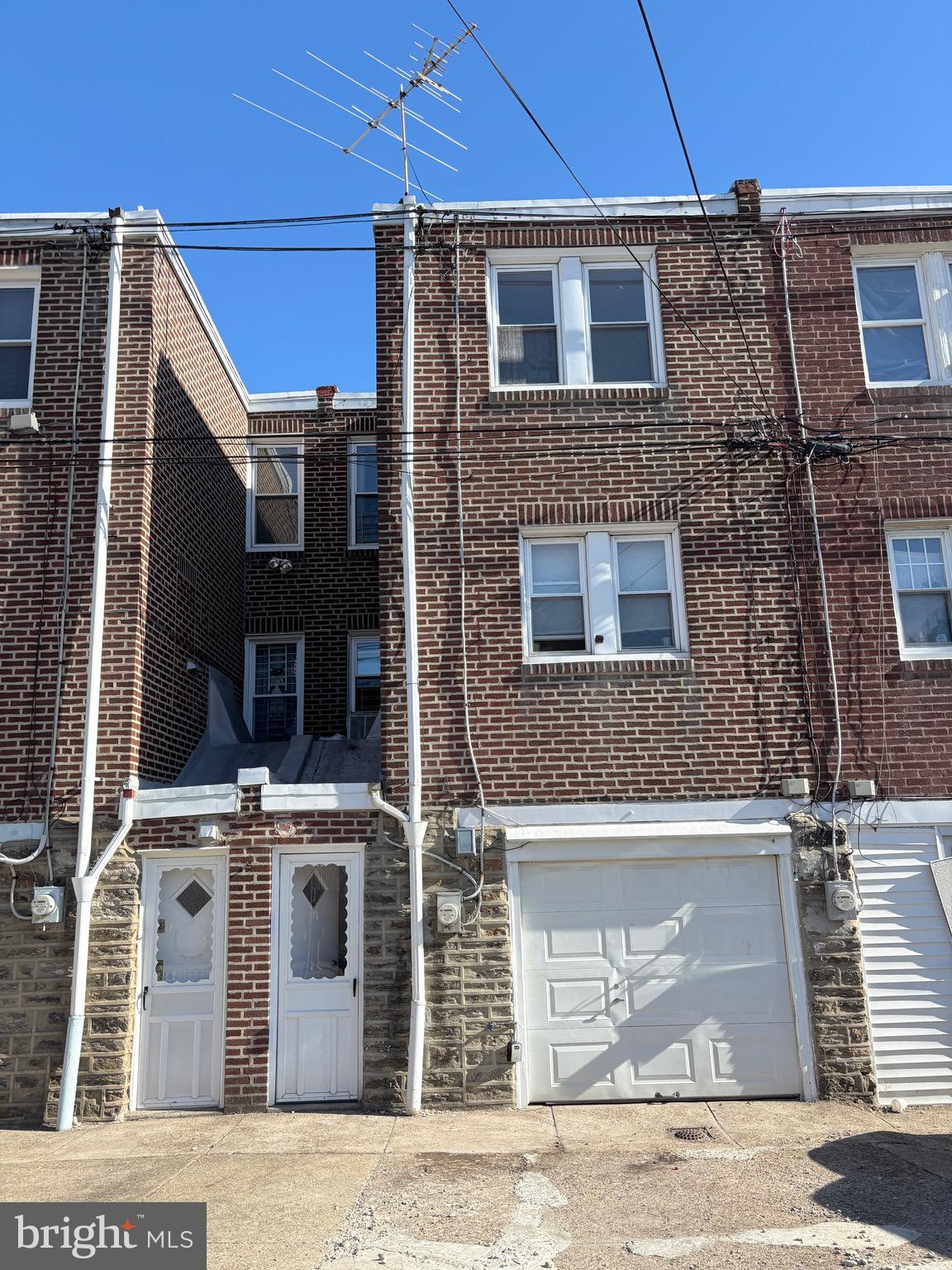 MAYFAIR (EAST) - Residential