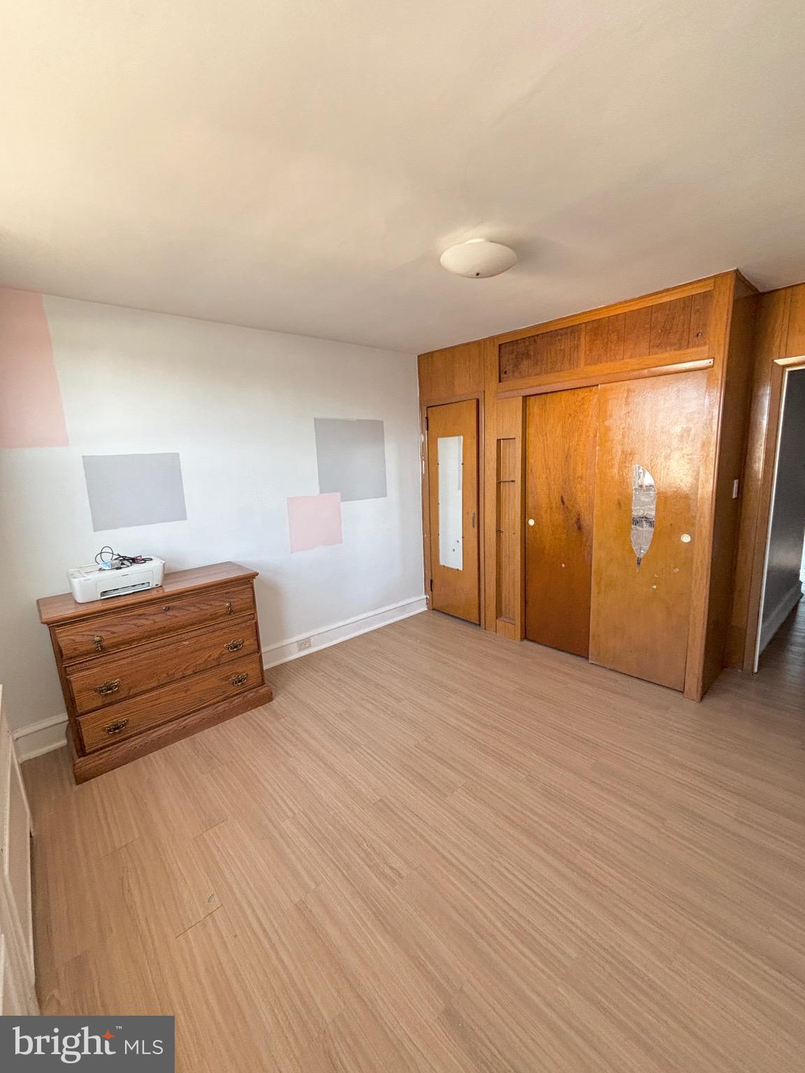 MAYFAIR (EAST) - Residential