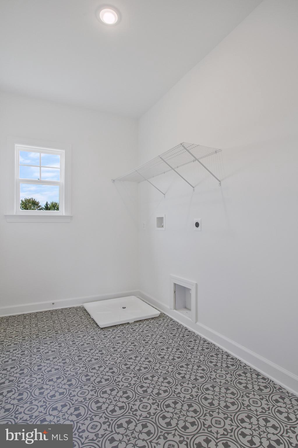 FAIRWAY ESTATES - Residential