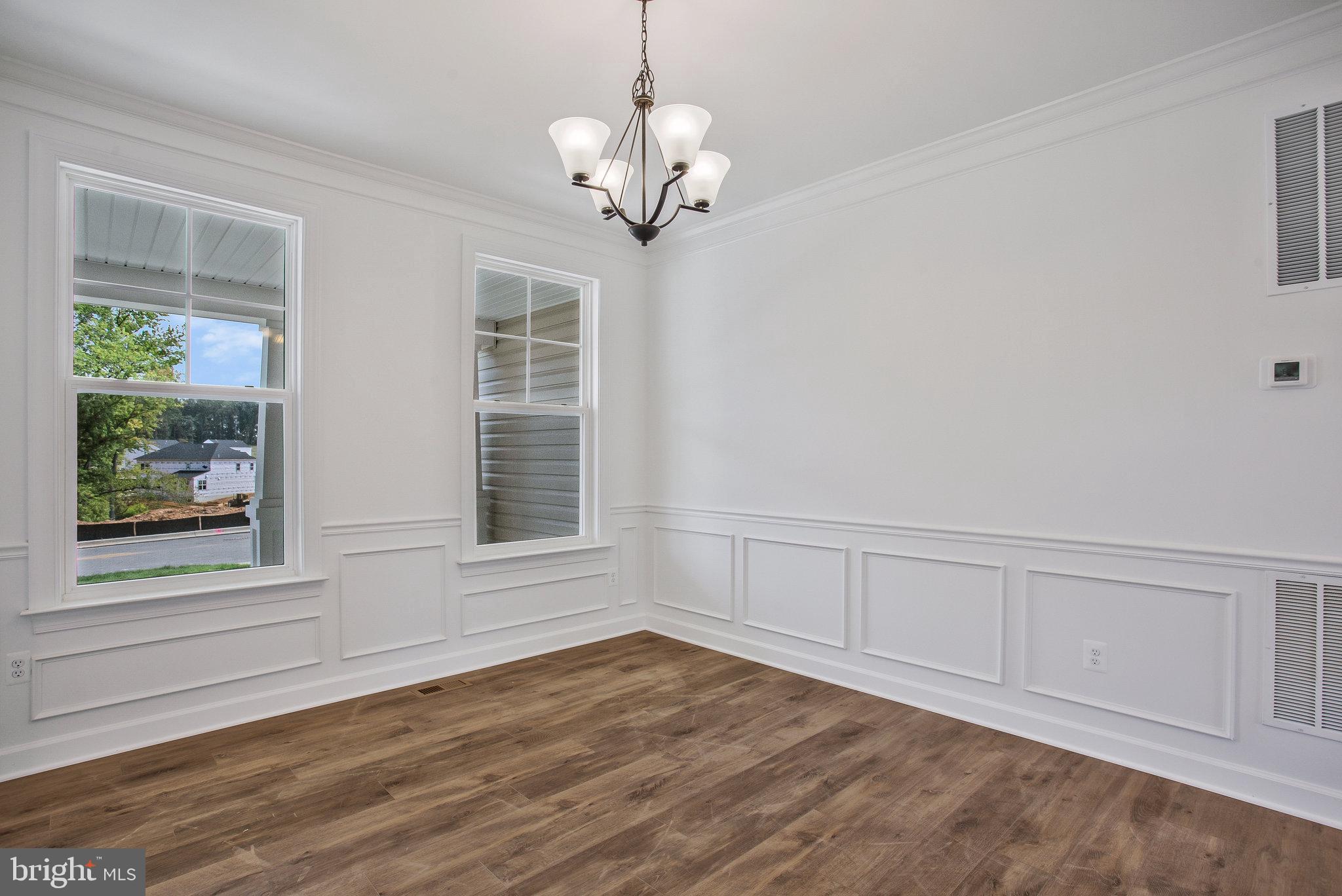 FAIRWAY ESTATES - Residential