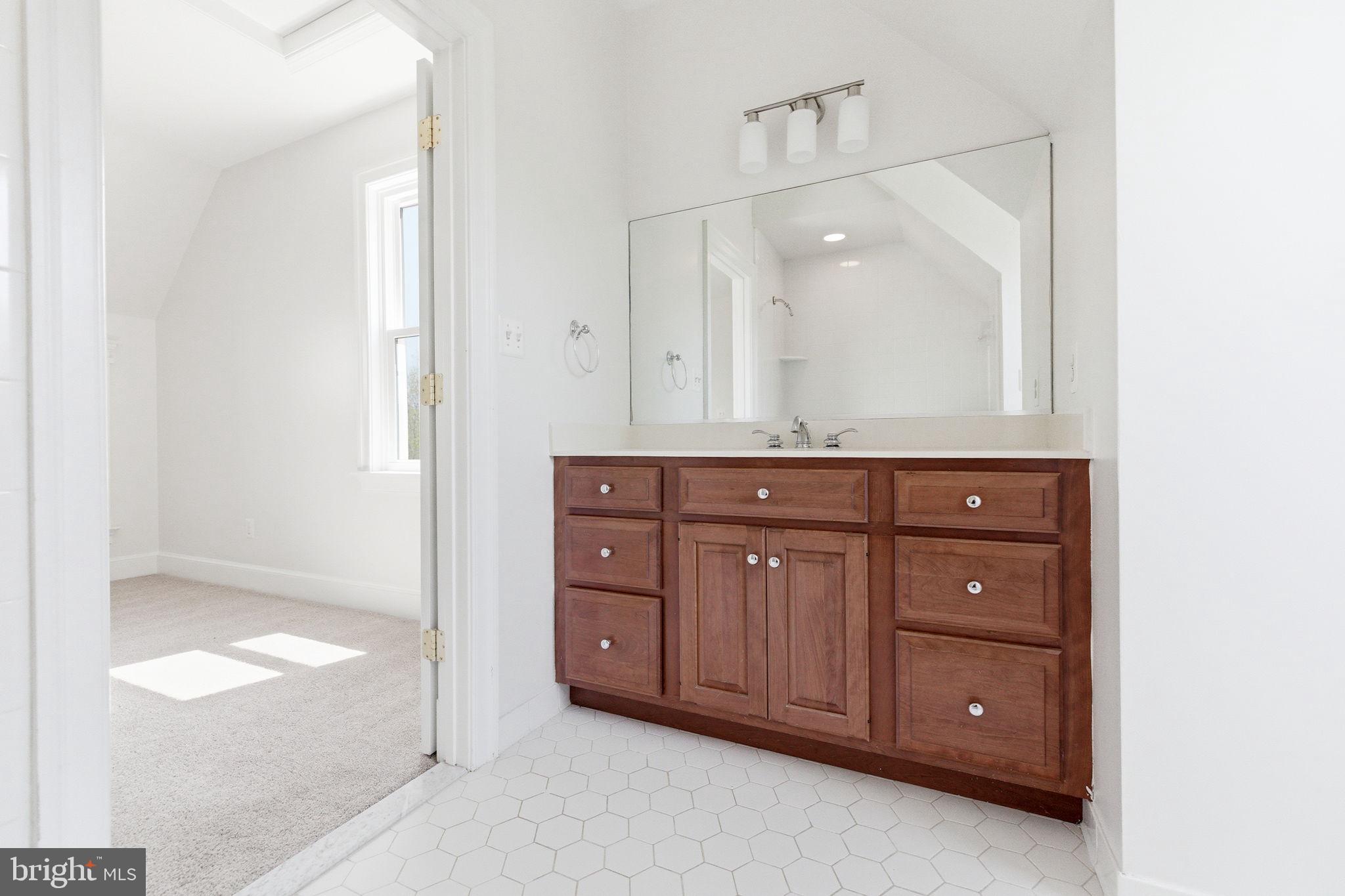 WATERFORD - Residential