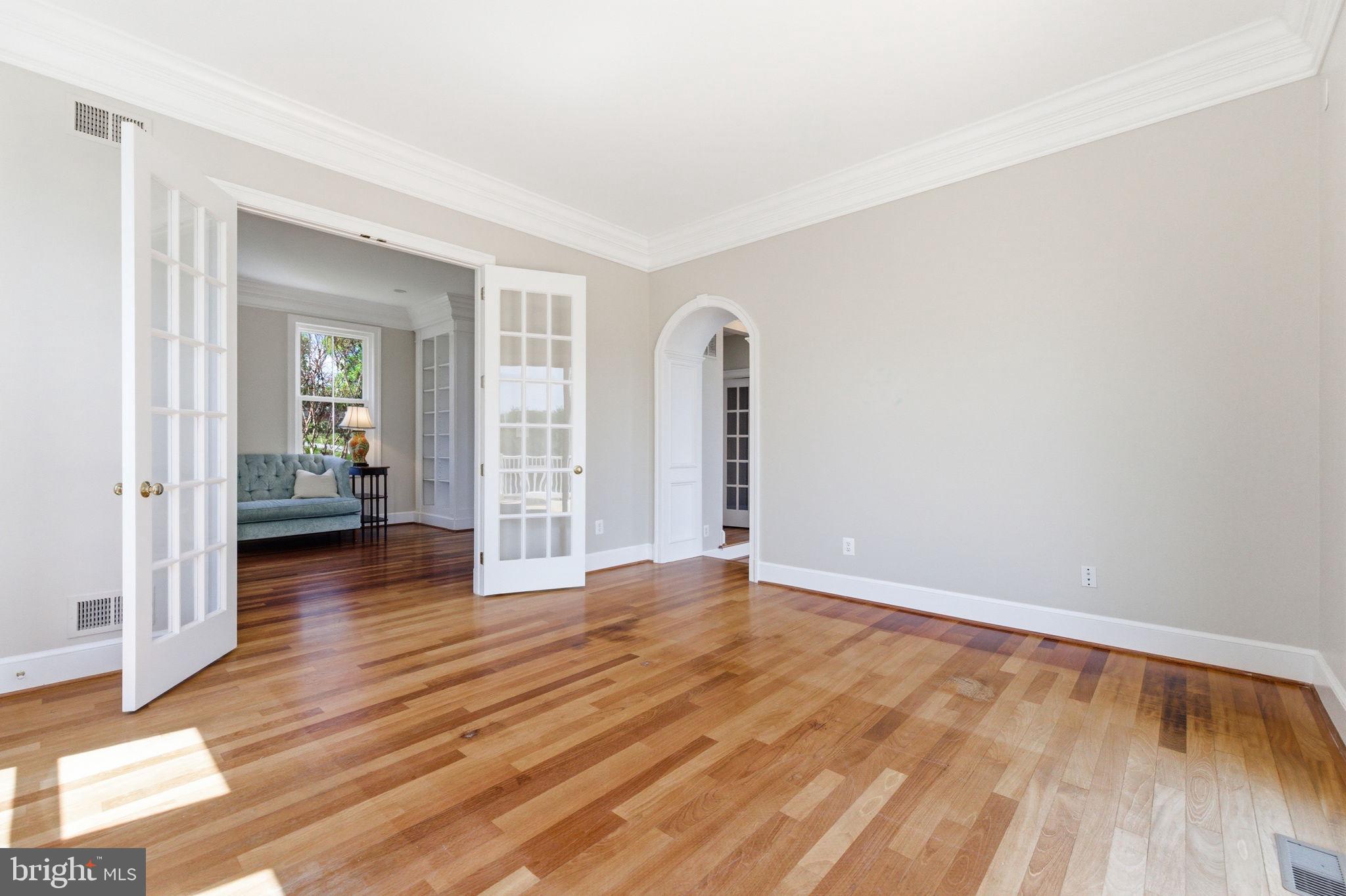 WATERFORD - Residential