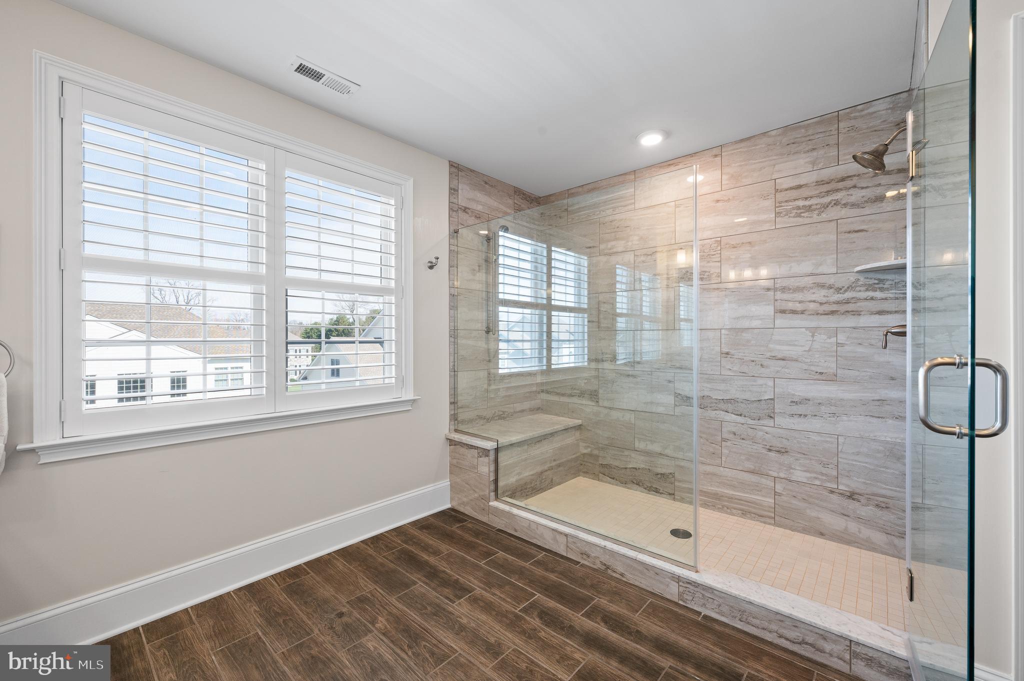 LISETER - Residential