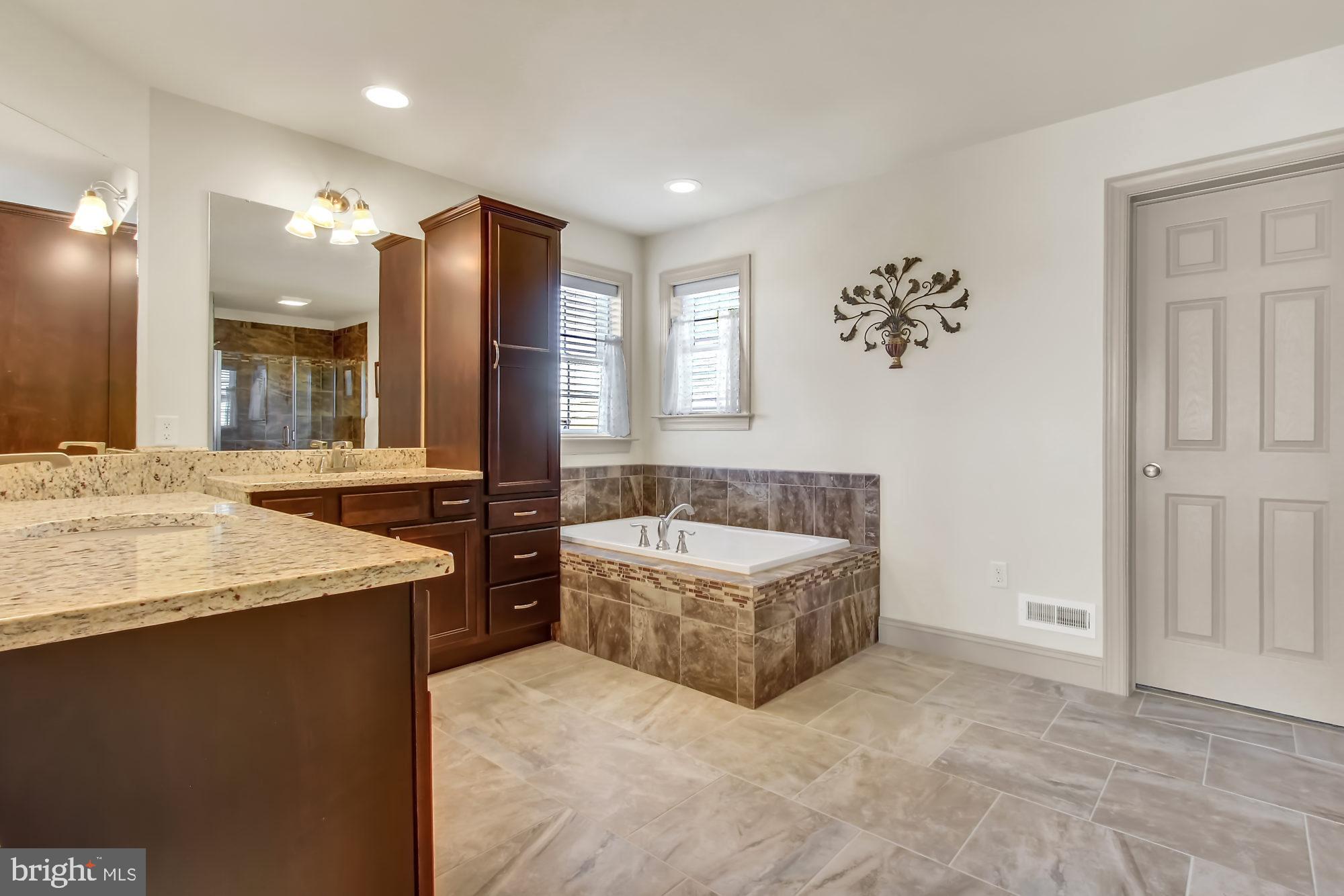 STERLING GLEN - Residential