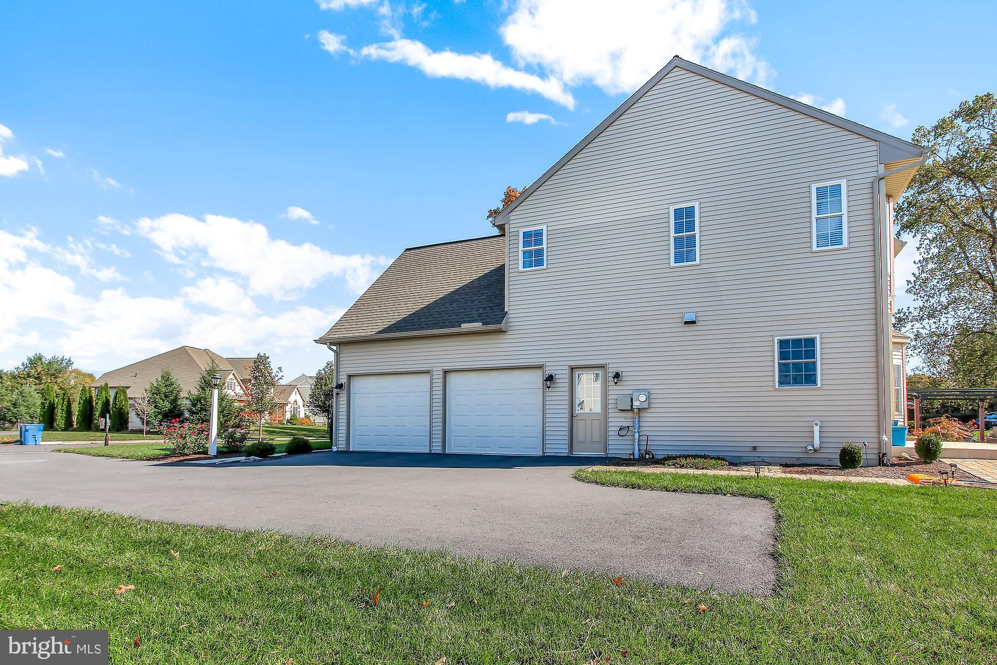 STERLING GLEN - Residential