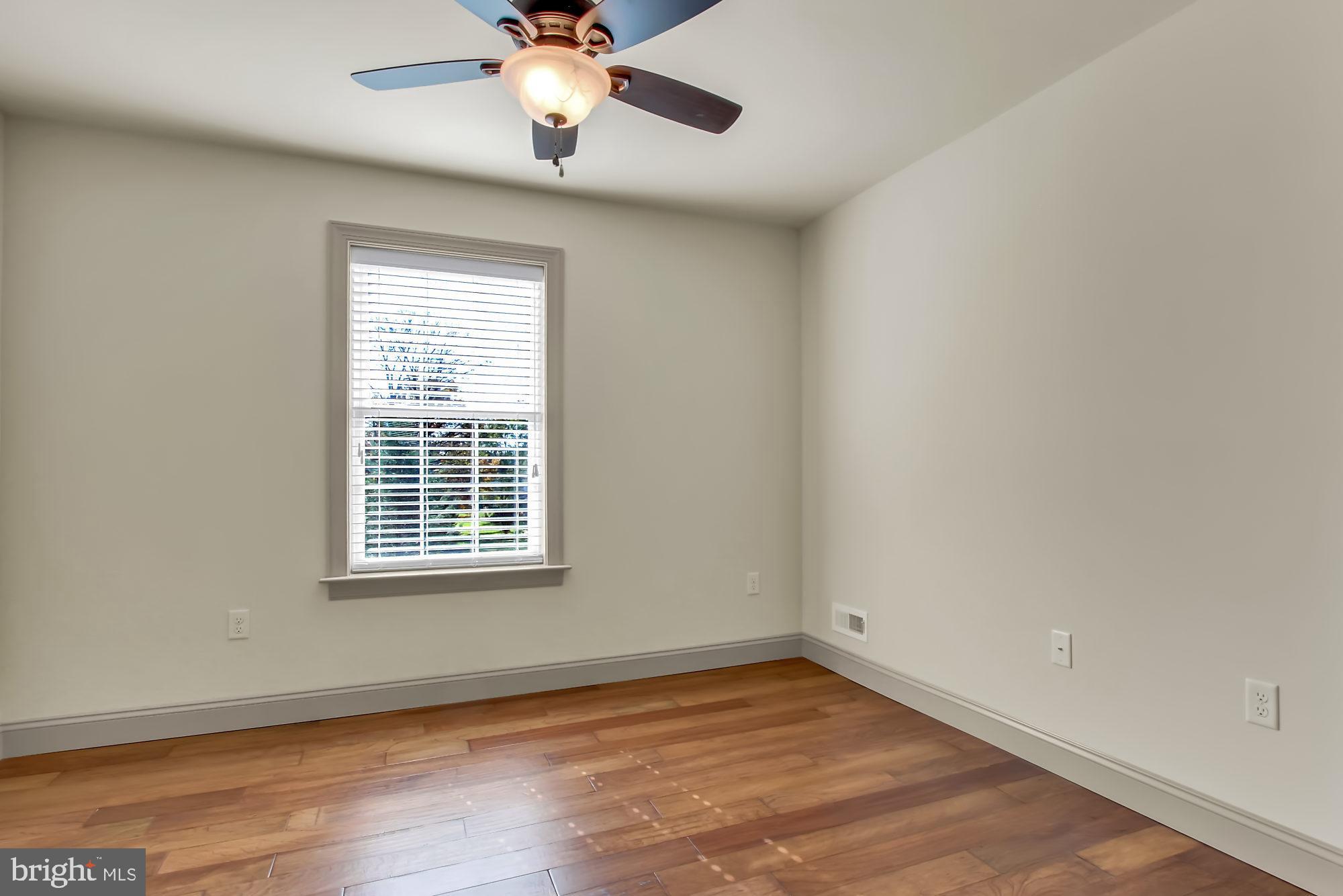 STERLING GLEN - Residential