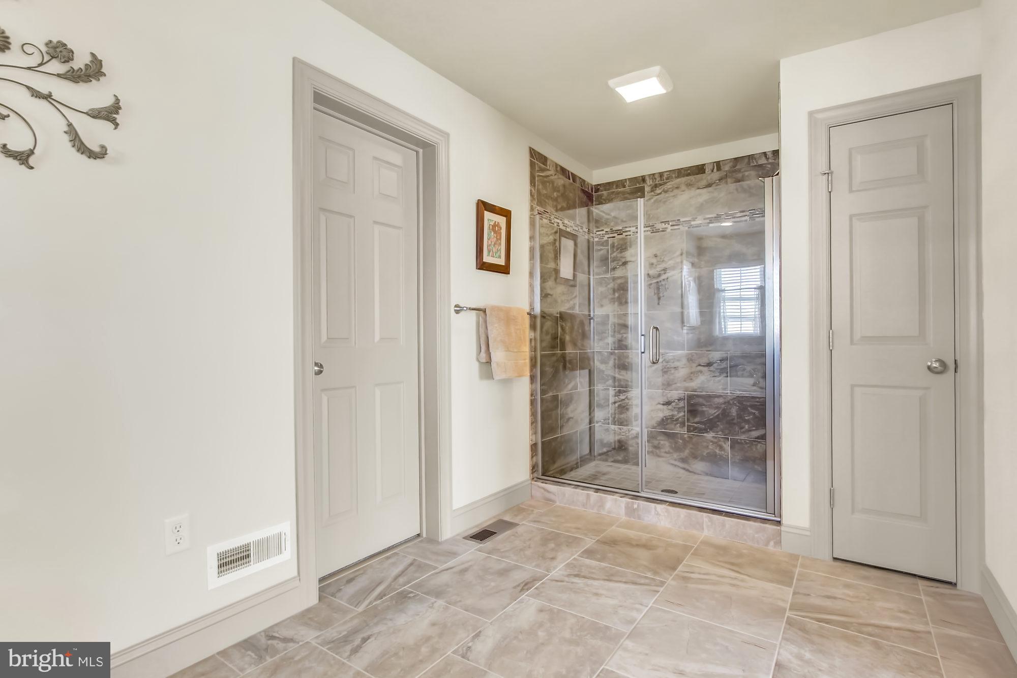 STERLING GLEN - Residential