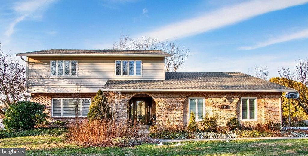 Photo of 1809 Squire Court, WYOMISSING, PA 19610 (MLS # PABK2065502)