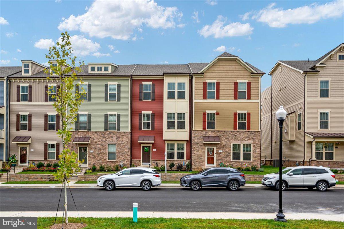 VILLAGES OF URBANA - Residential