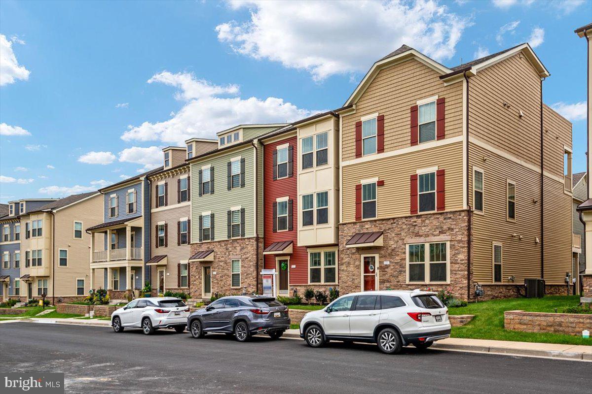 VILLAGES OF URBANA - Residential