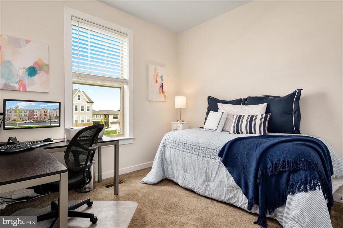 VILLAGES OF URBANA - Residential