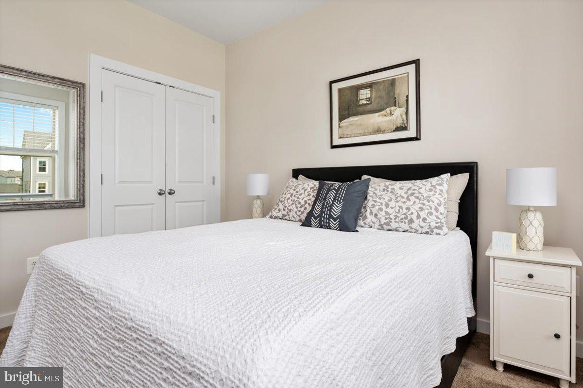 VILLAGES OF URBANA - Residential