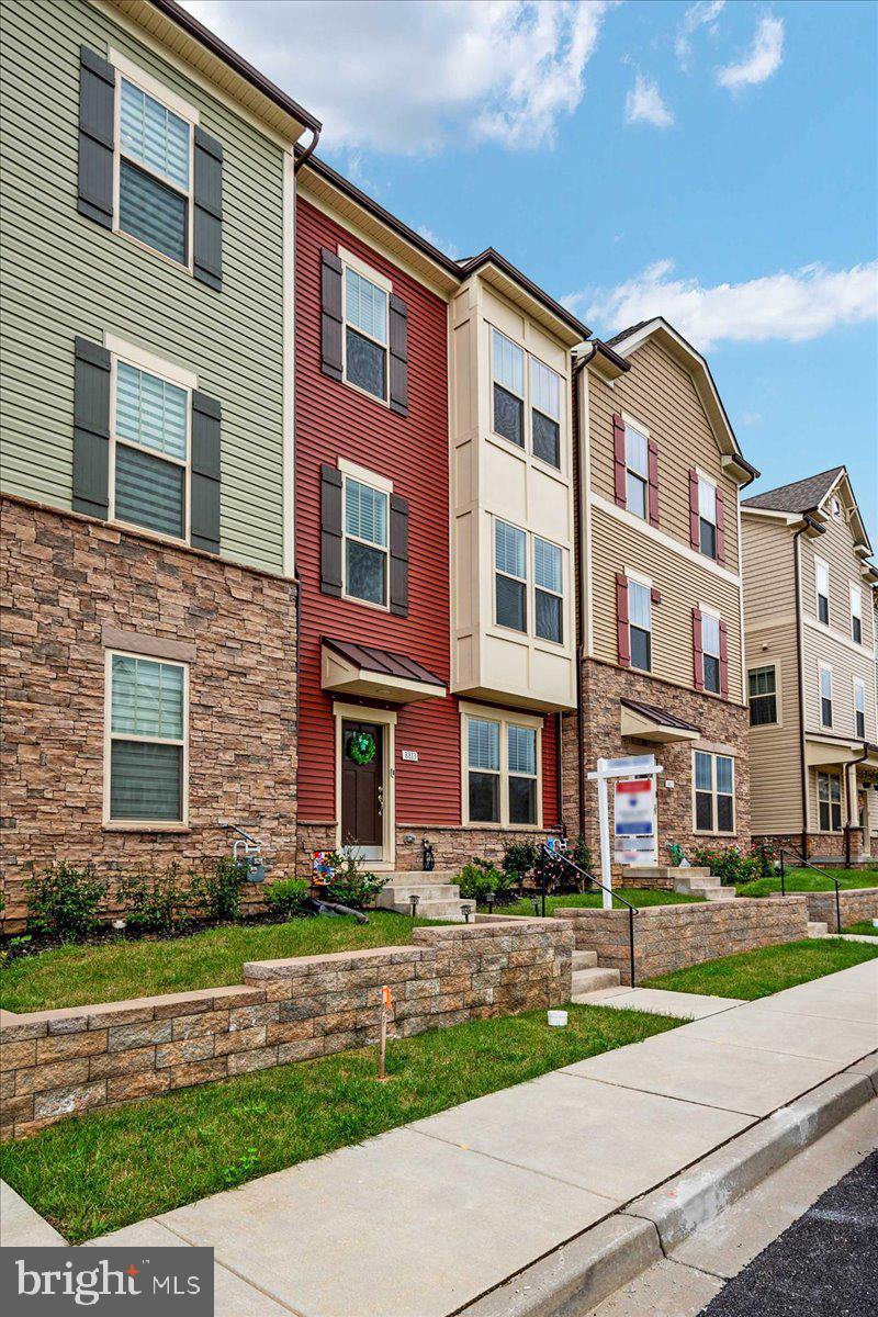 VILLAGES OF URBANA - Residential