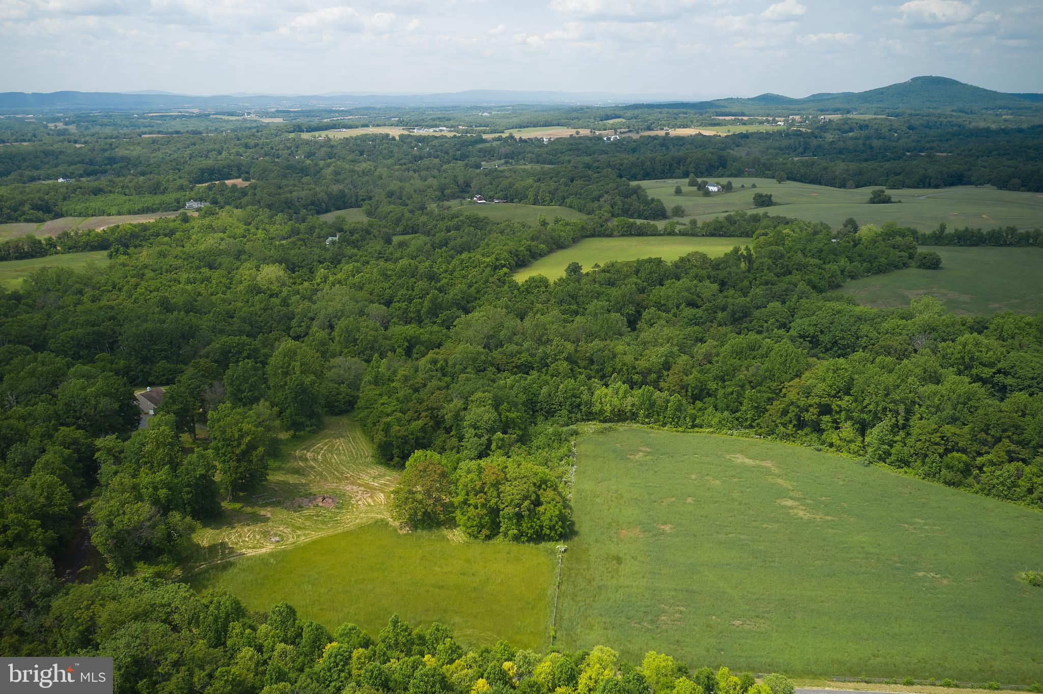 BARNESVILLE OUTSIDE - Residential