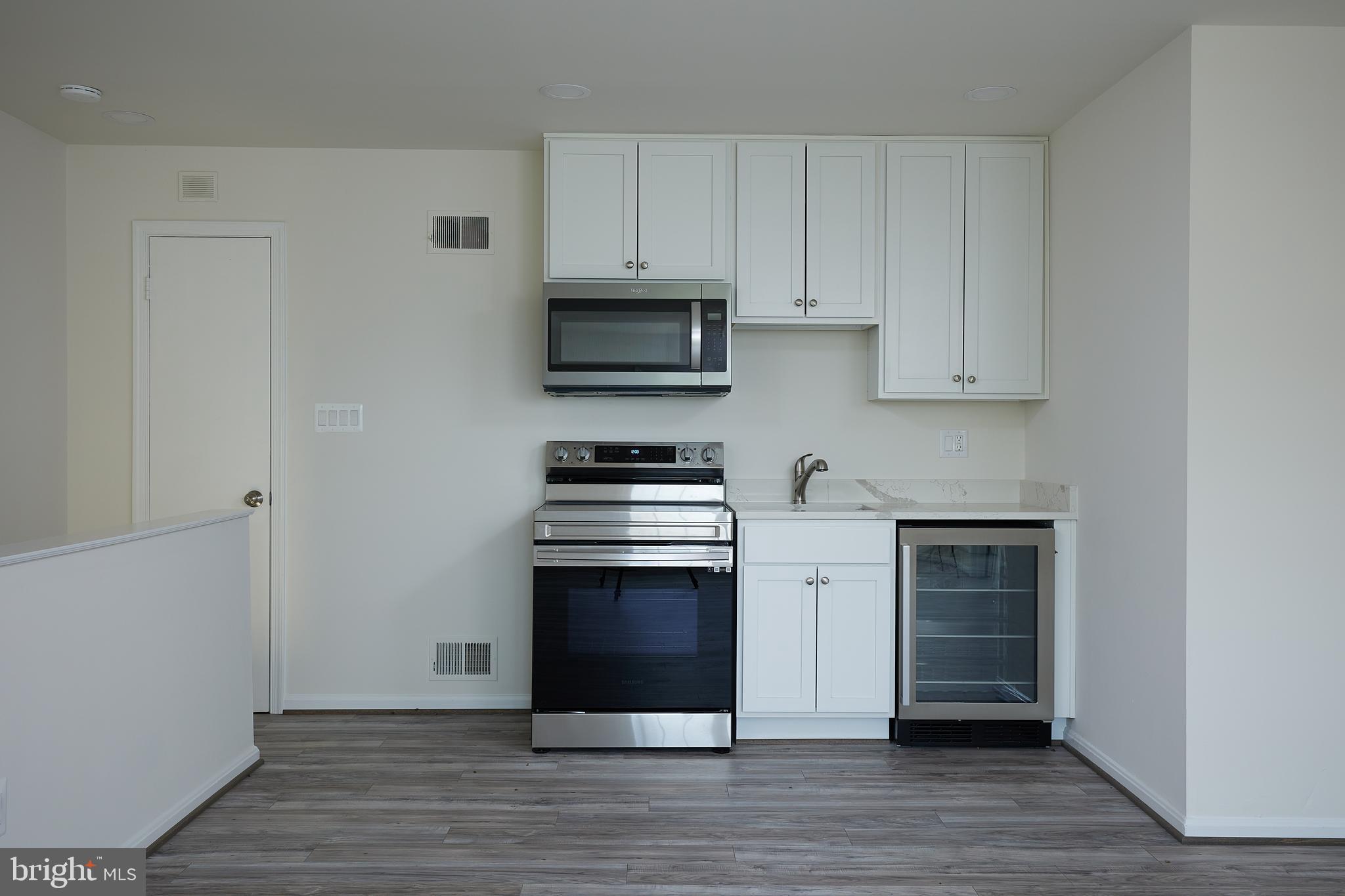 BARNESVILLE OUTSIDE - Residential