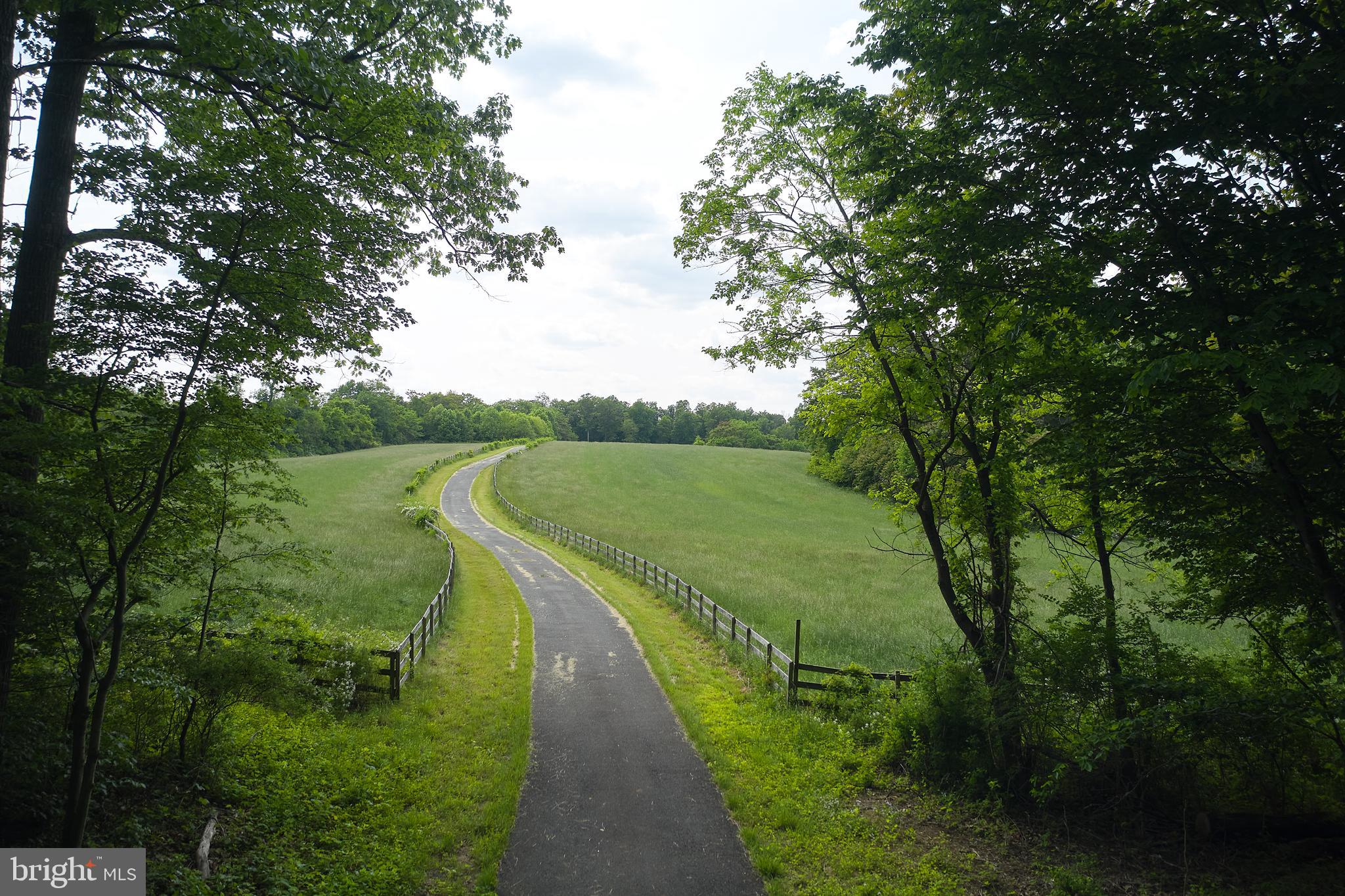 BARNESVILLE OUTSIDE - Residential