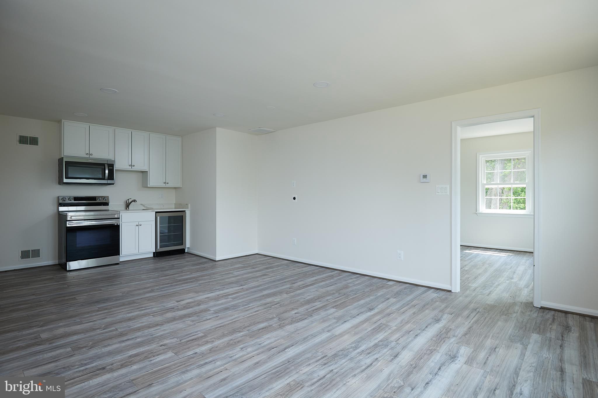 BARNESVILLE OUTSIDE - Residential