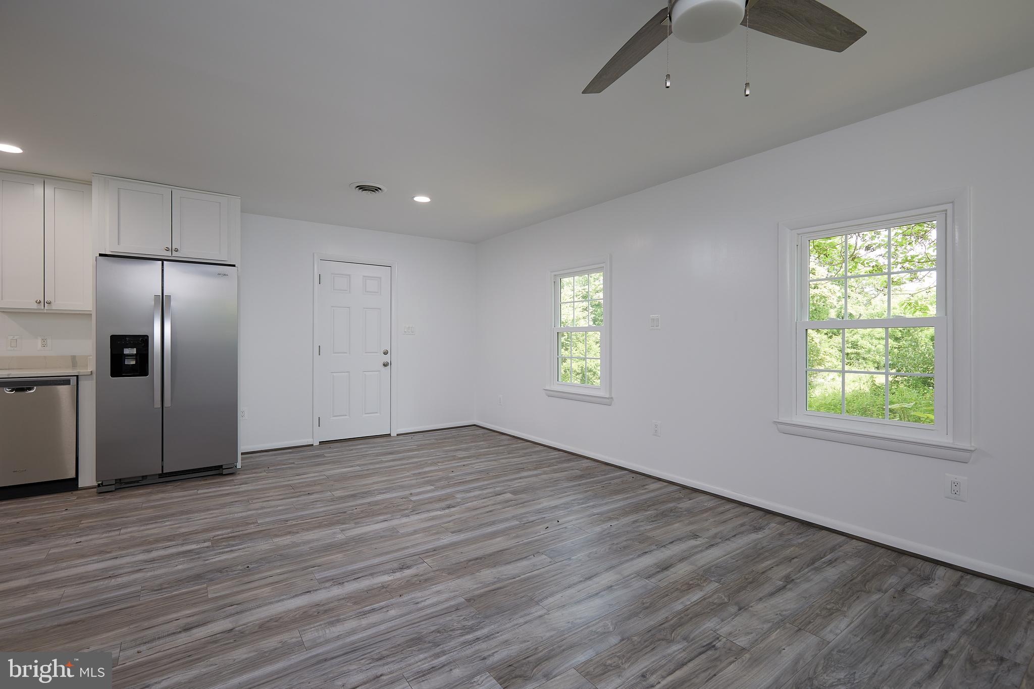 BARNESVILLE OUTSIDE - Residential