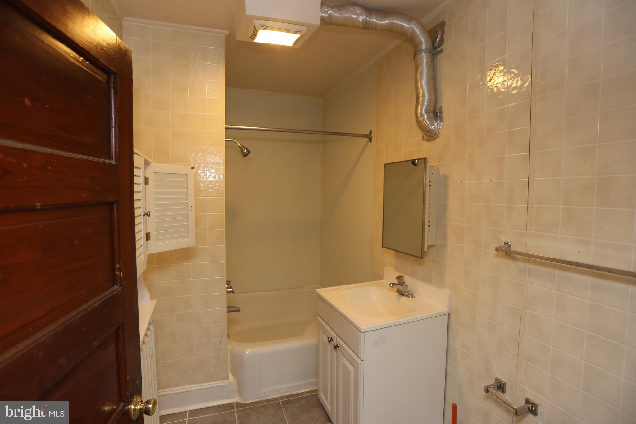 OVERLEA - Residential Lease