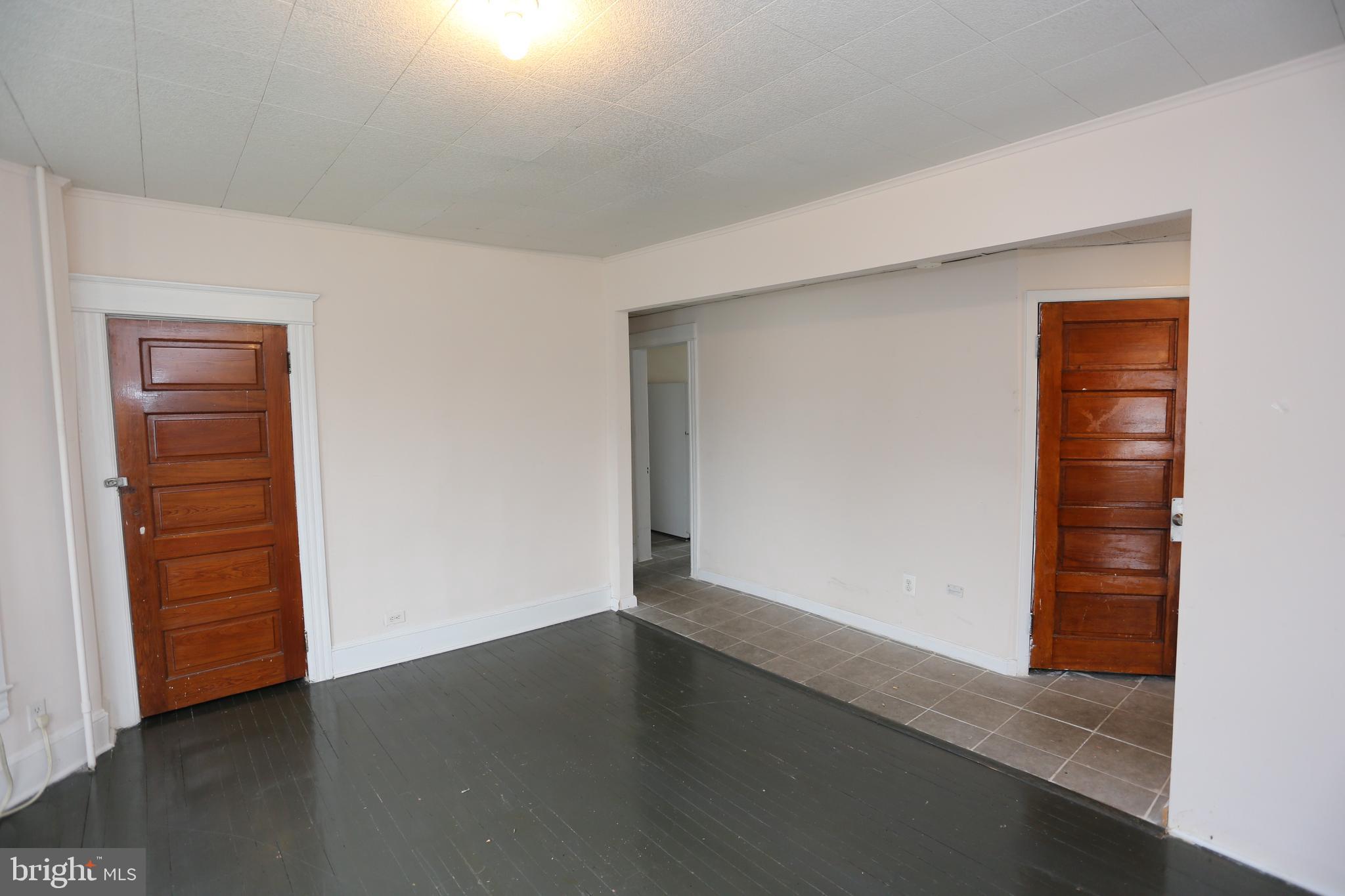 OVERLEA - Residential Lease