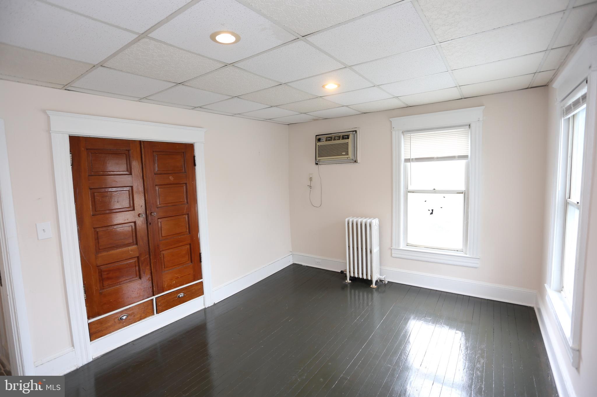 OVERLEA - Residential Lease