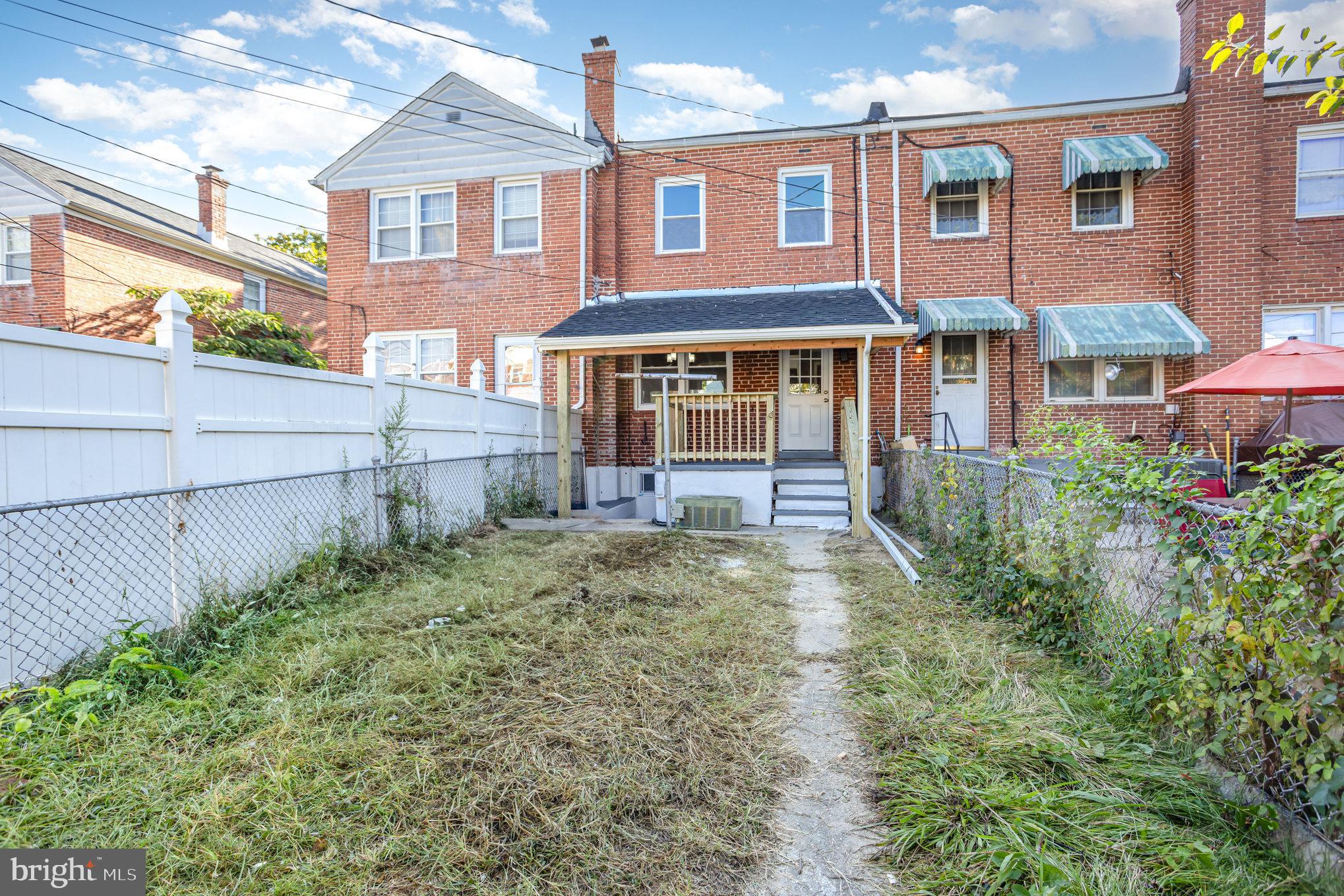 LOGAN VILLAGE - Residential