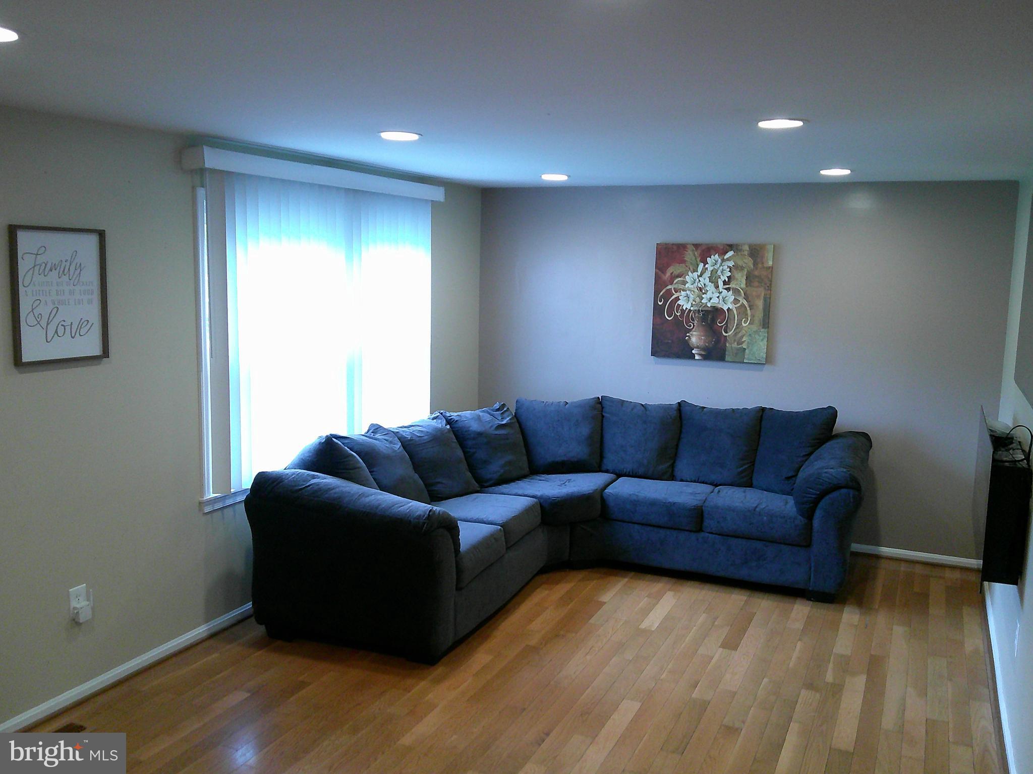 OLD FORT HILLS - Residential