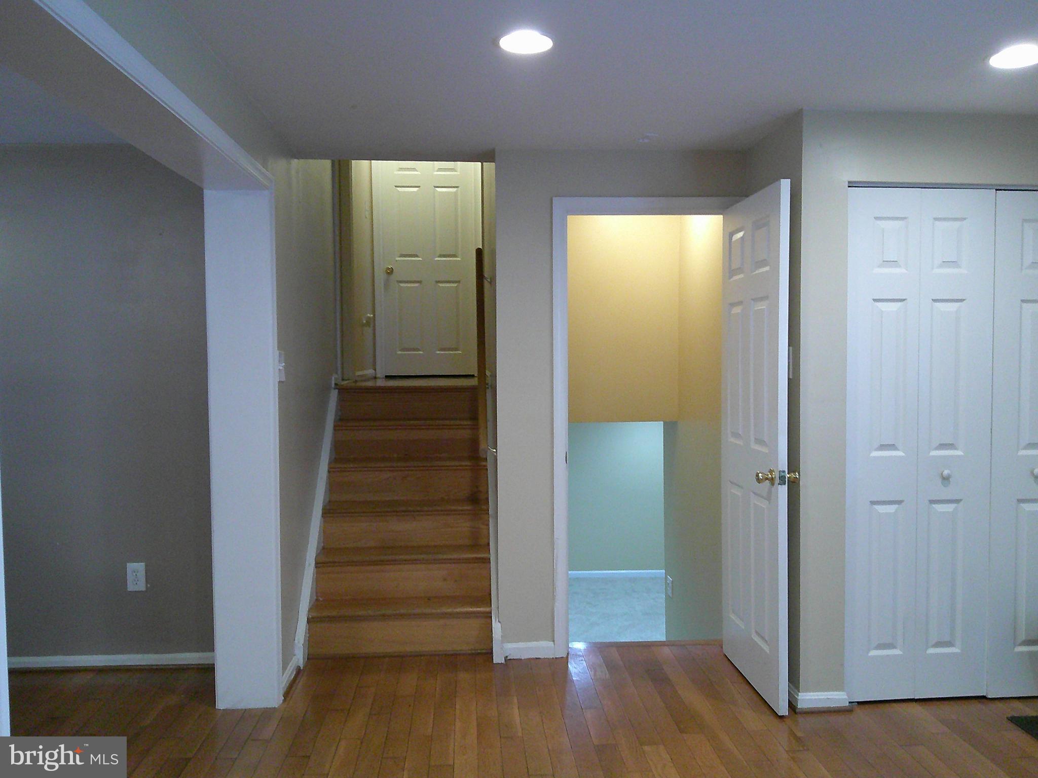 OLD FORT HILLS - Residential