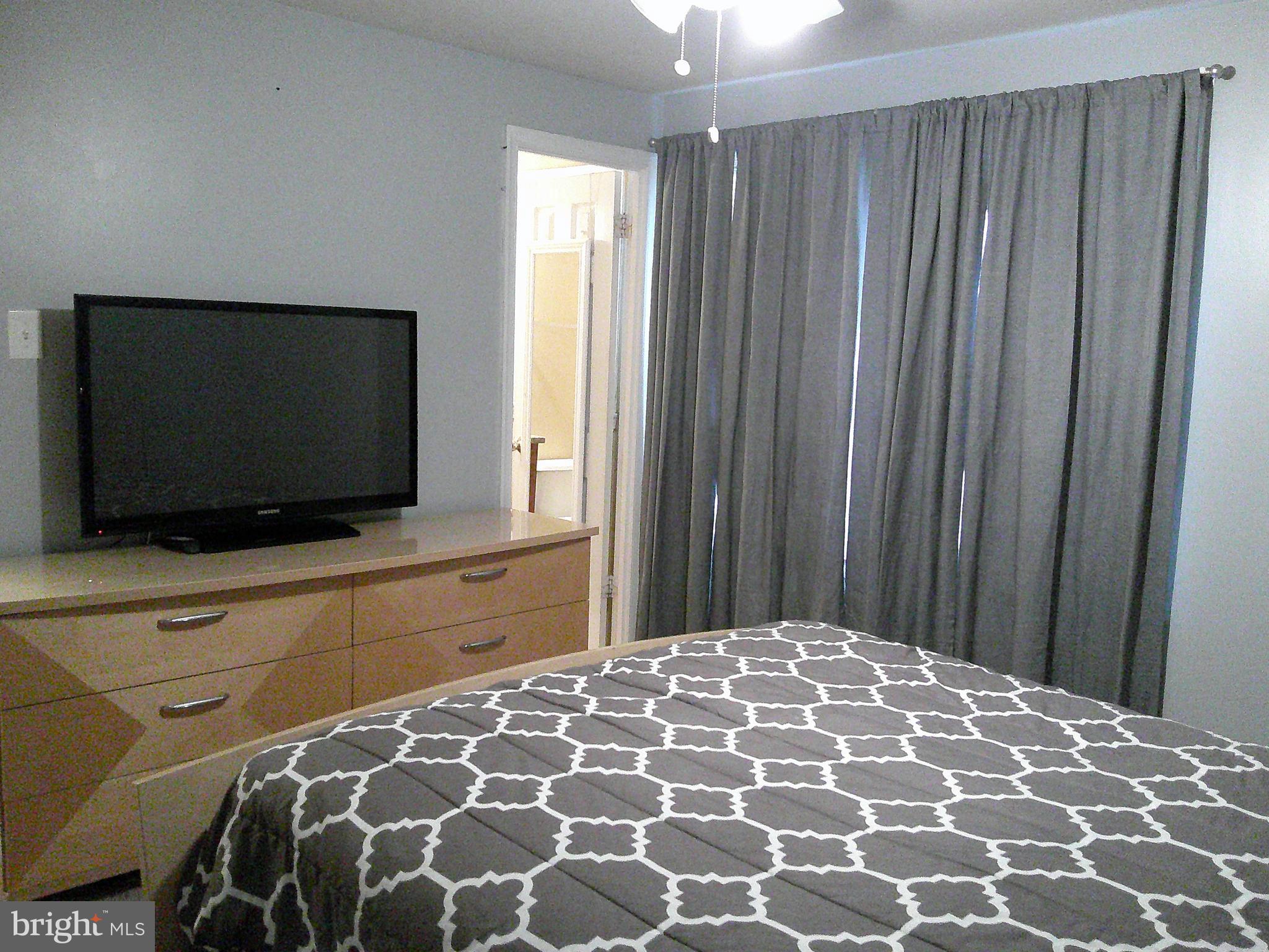 OLD FORT HILLS - Residential