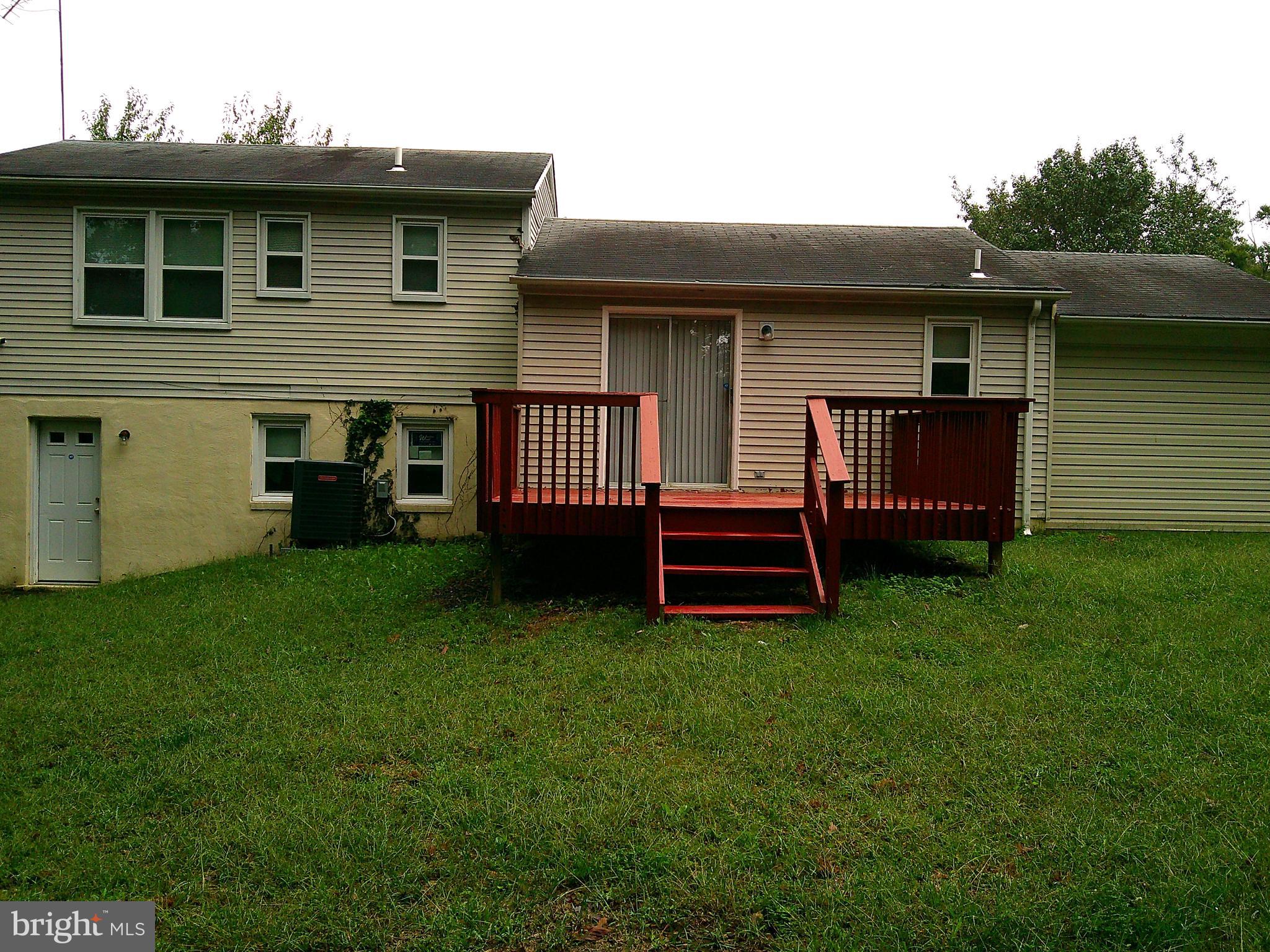 OLD FORT HILLS - Residential