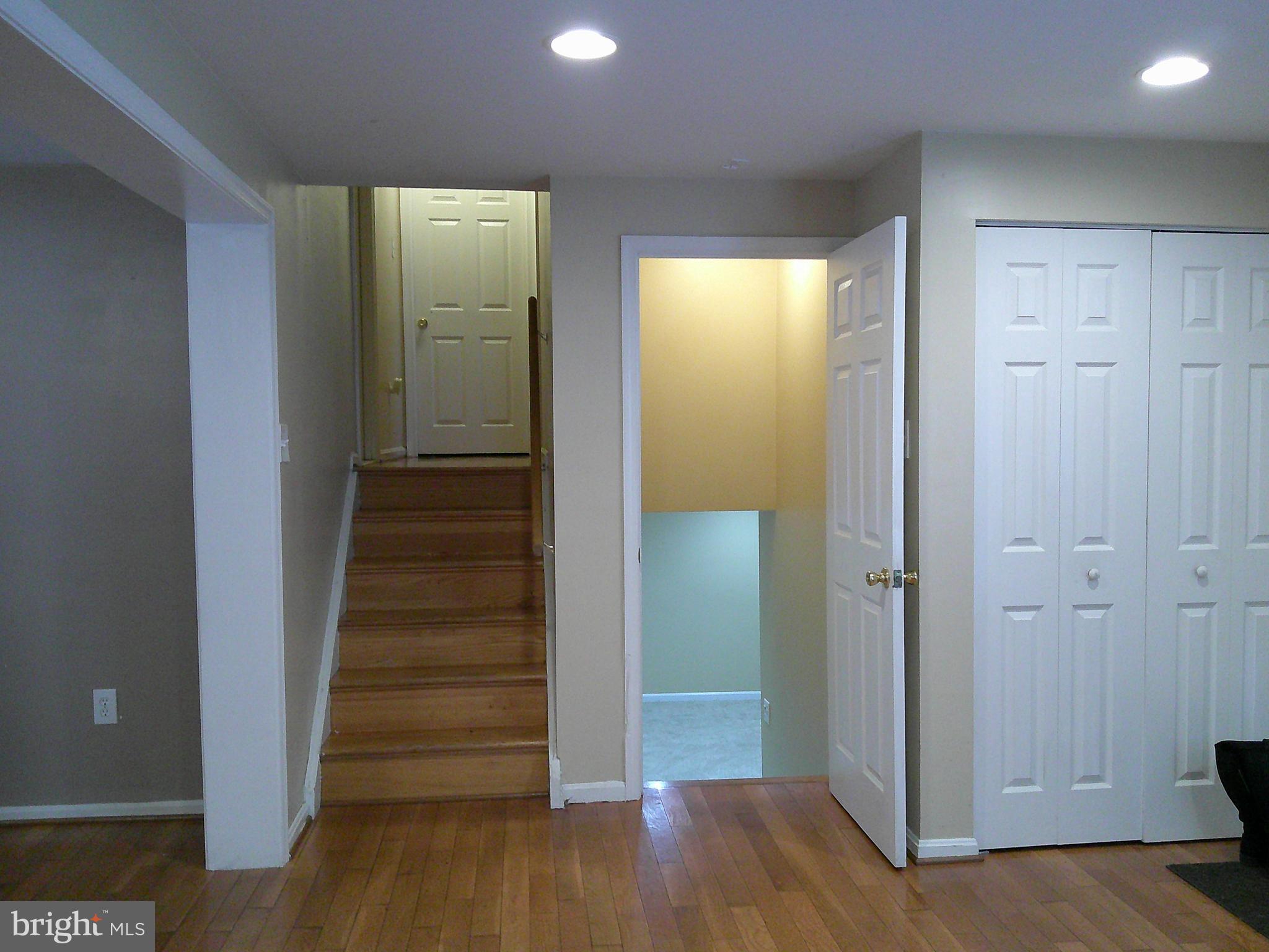 OLD FORT HILLS - Residential