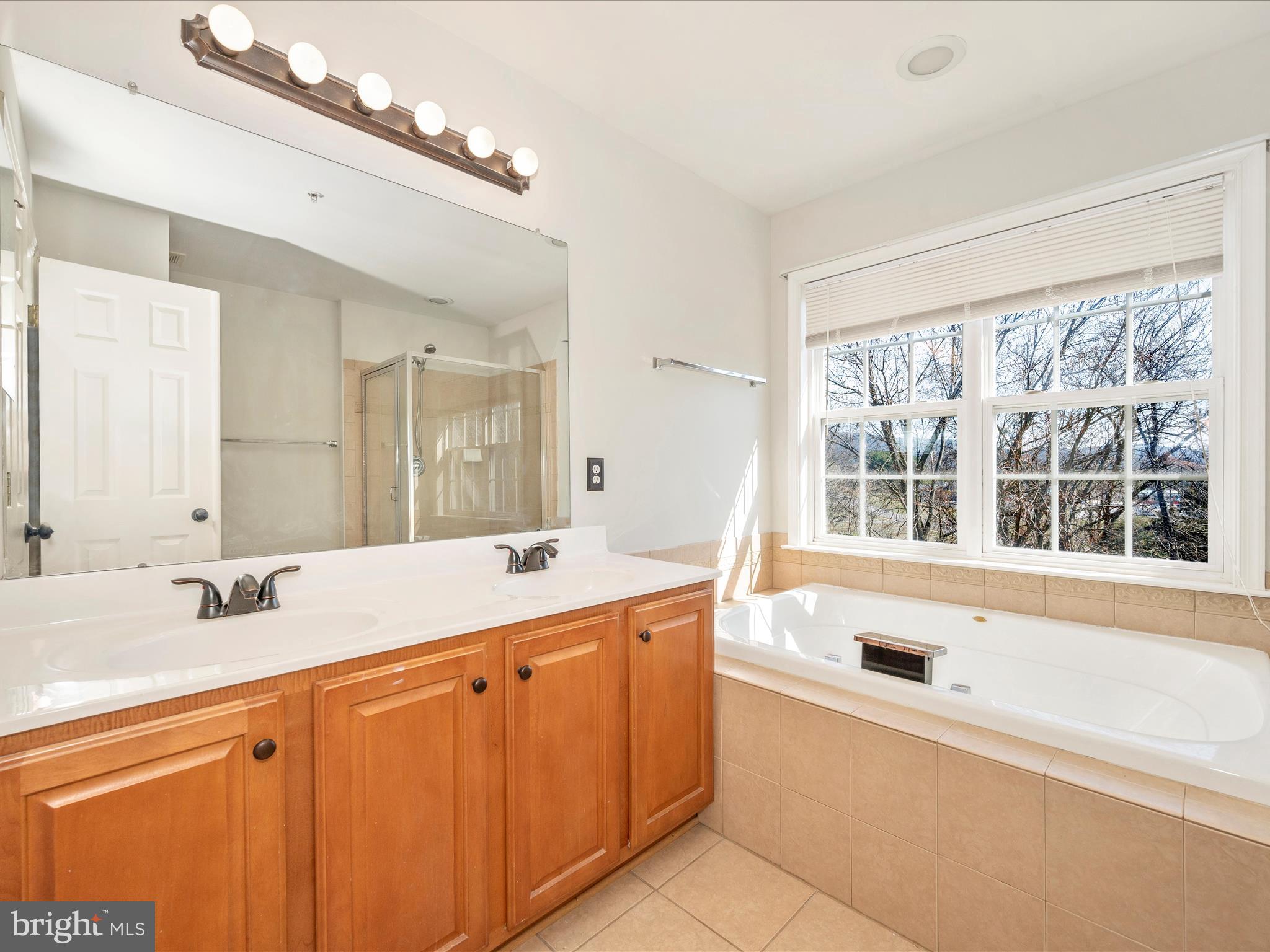 FLETCHERS GROVE - Residential