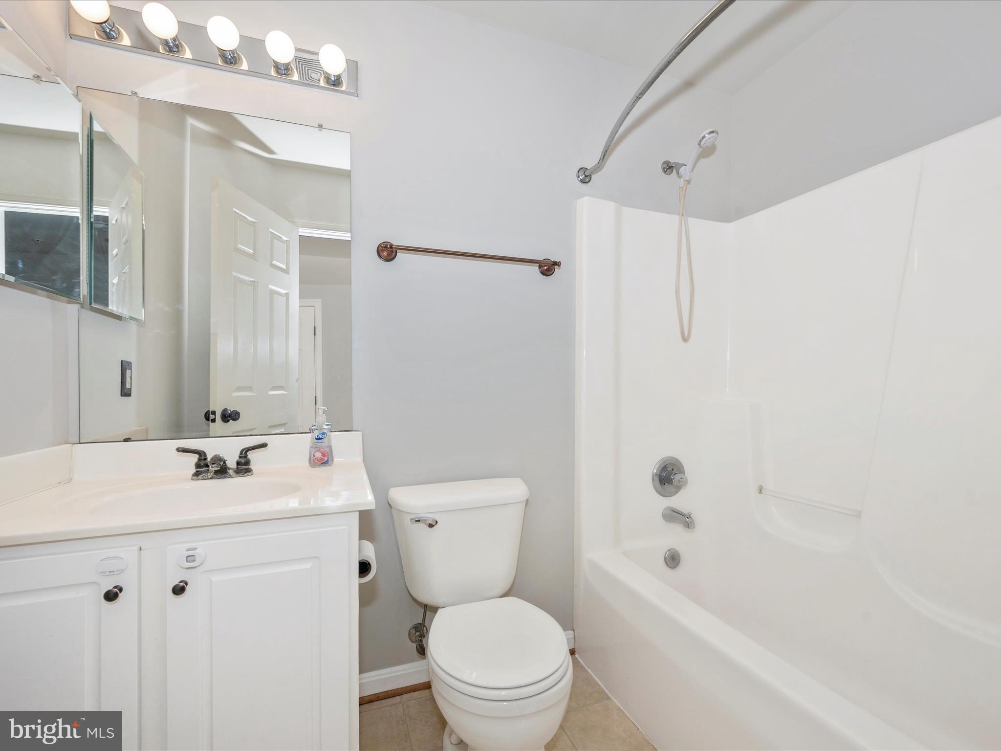 FLETCHERS GROVE - Residential