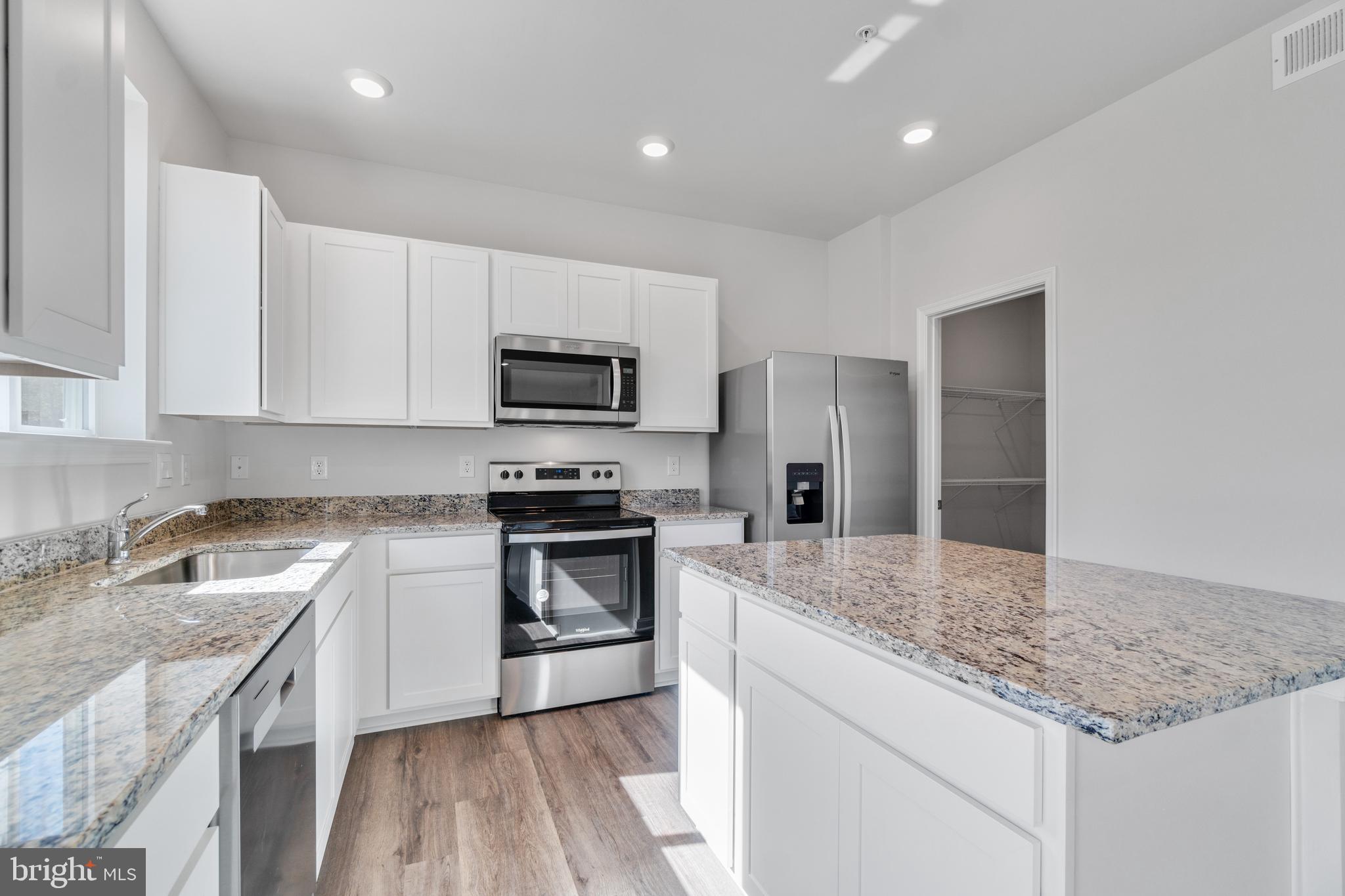 MAGNOLIA SPRINGS - Residential