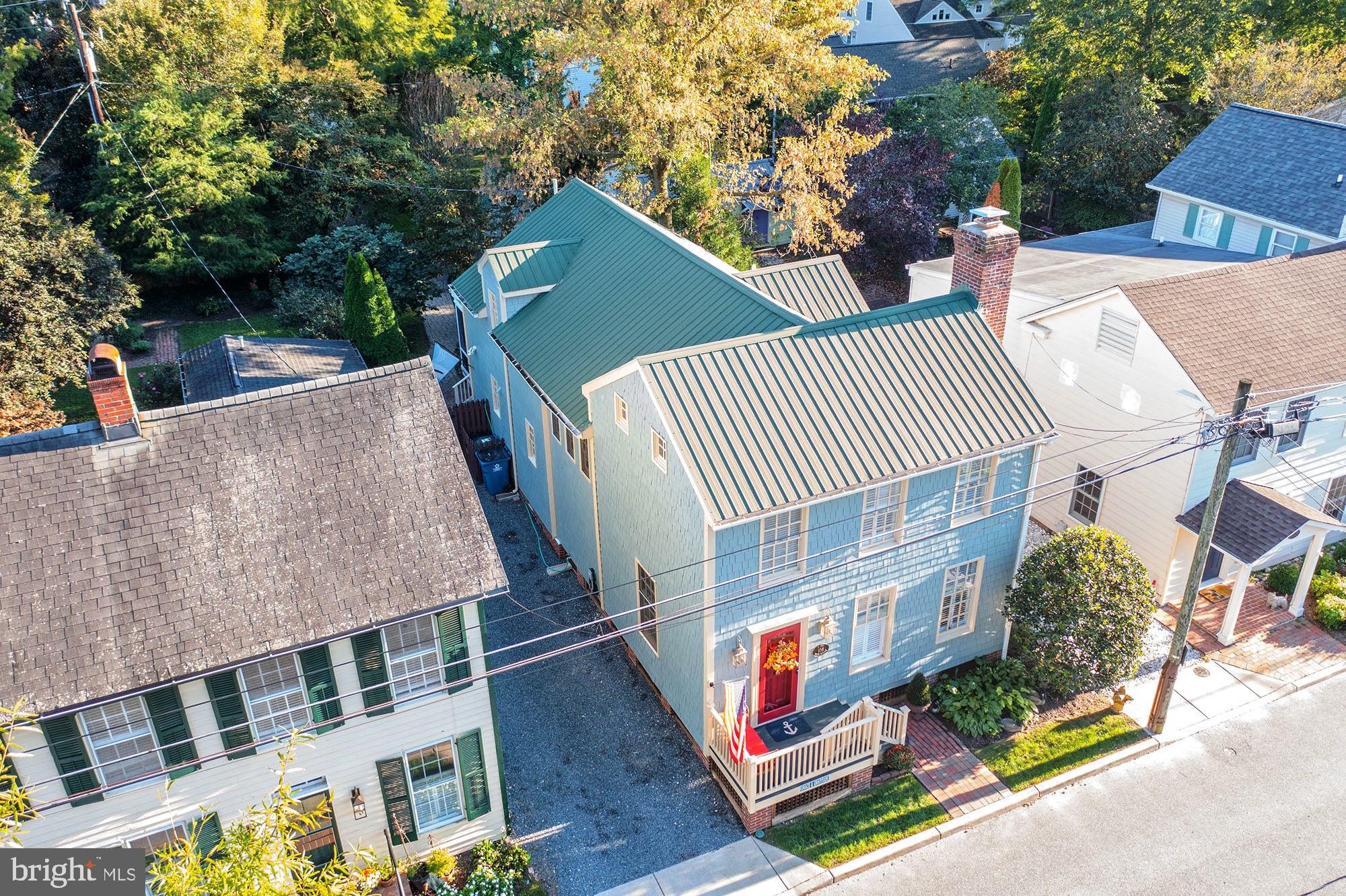 106 GRACE STREET