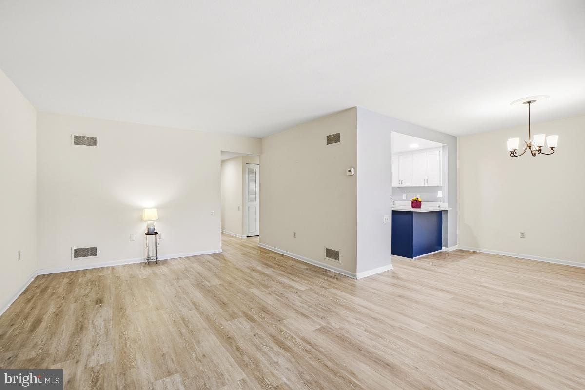 LEISURE WORLD - Residential