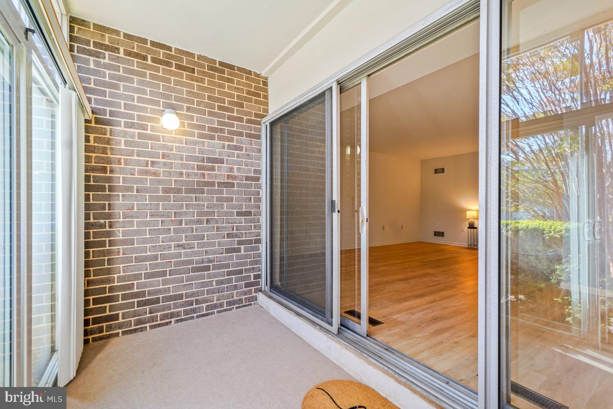 LEISURE WORLD - Residential