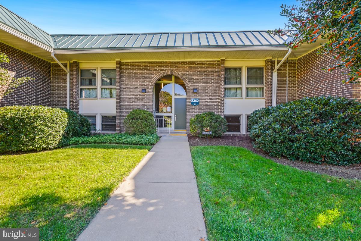 LEISURE WORLD - Residential