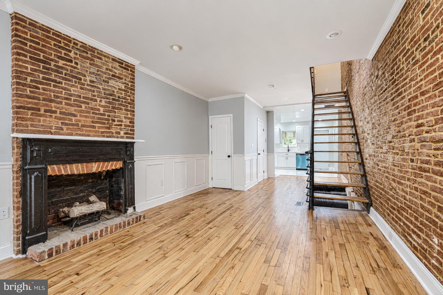 1505 W PRATT STREET