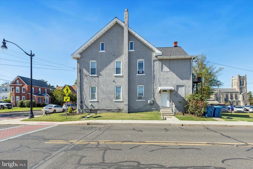 Photo of 403 Derstine Avenue, LANSDALE, PA 19446 (MLS # PAMC2157354)