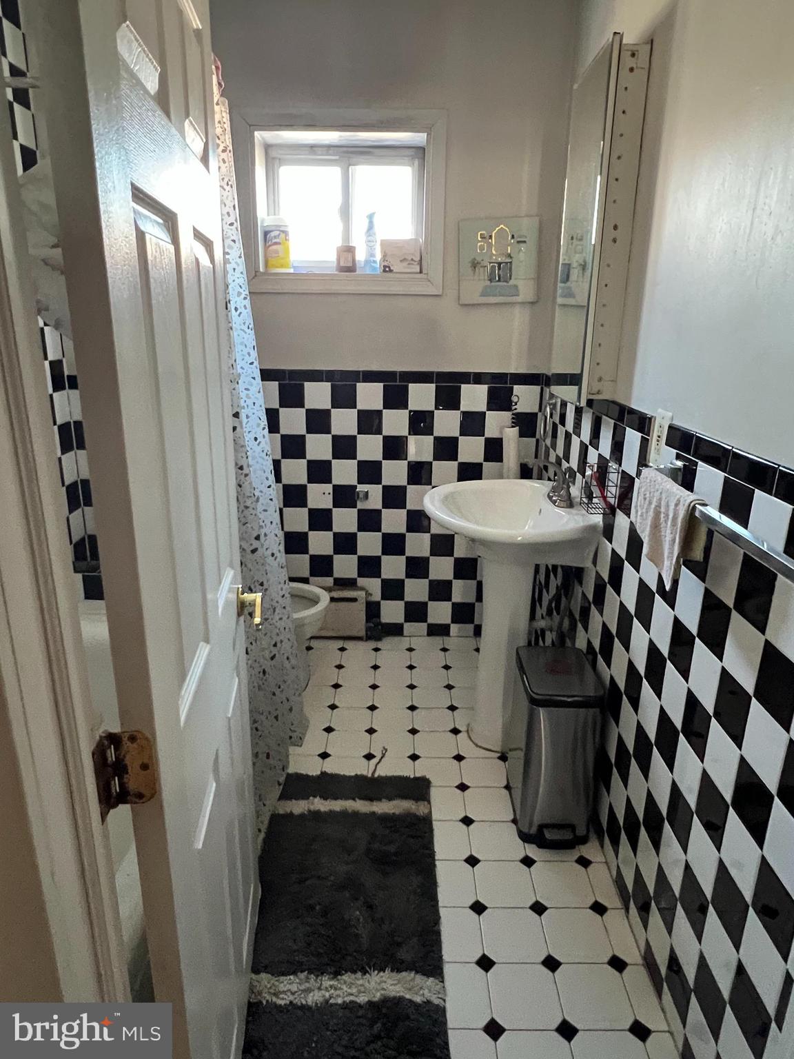 MAYFAIR (WEST) - Residential