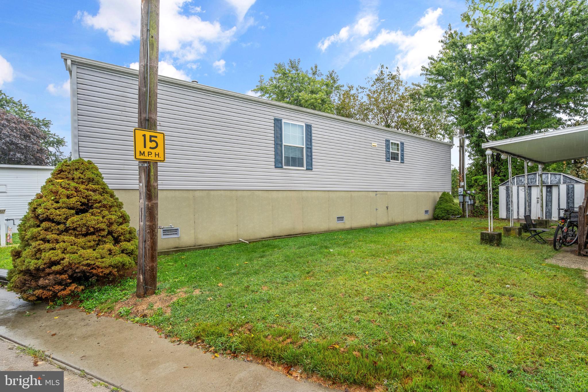 32 BAYSHORE MOBILE MNR