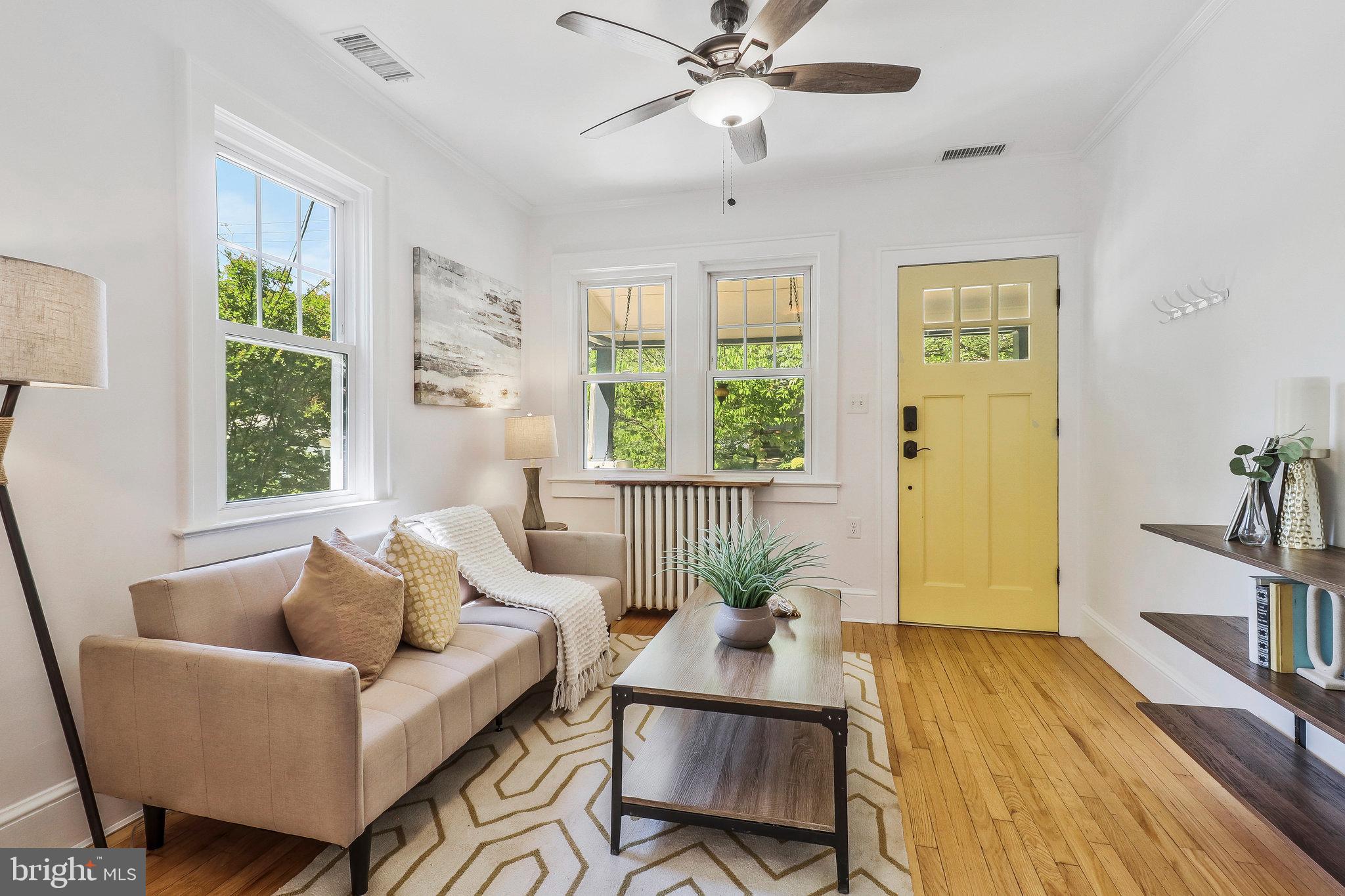 HYATTSVILLE - Residential