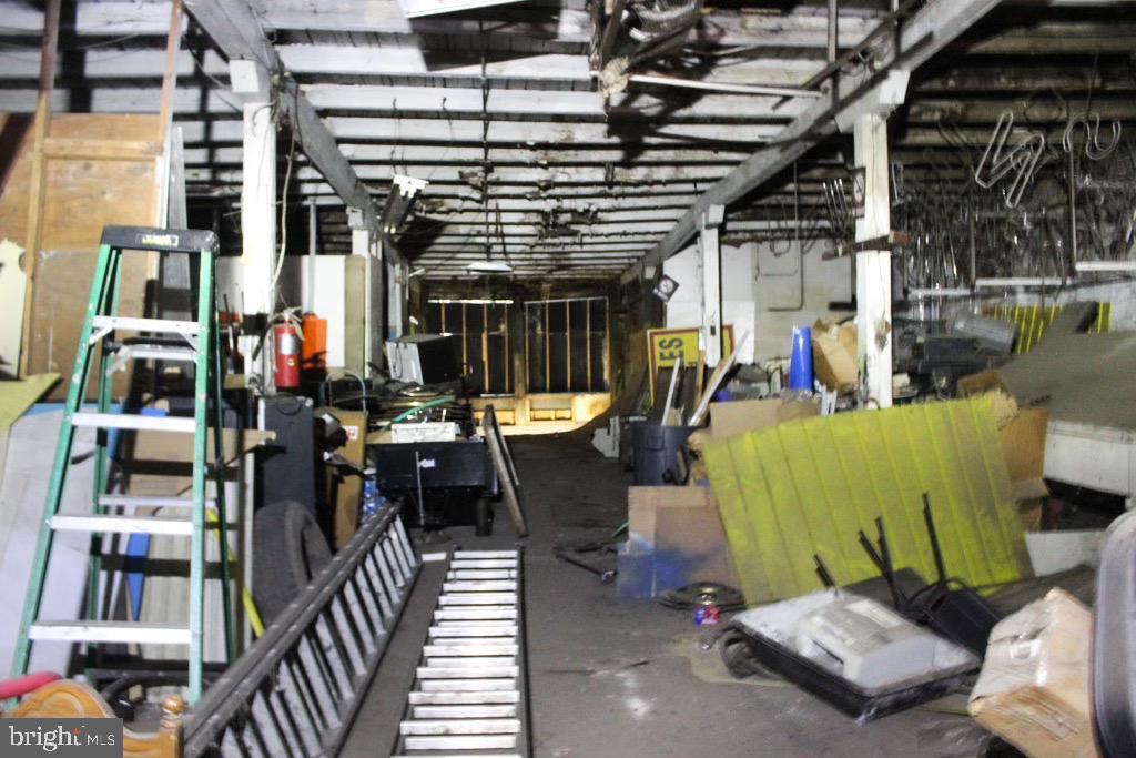 FAIRHILL - Commercial Sale