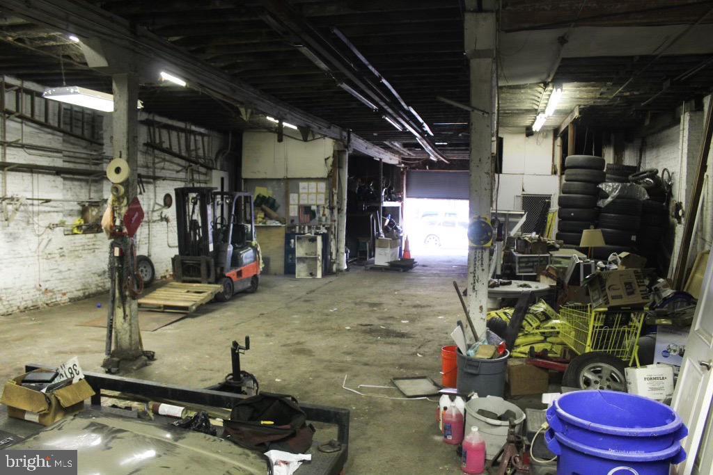 FAIRHILL - Commercial Sale