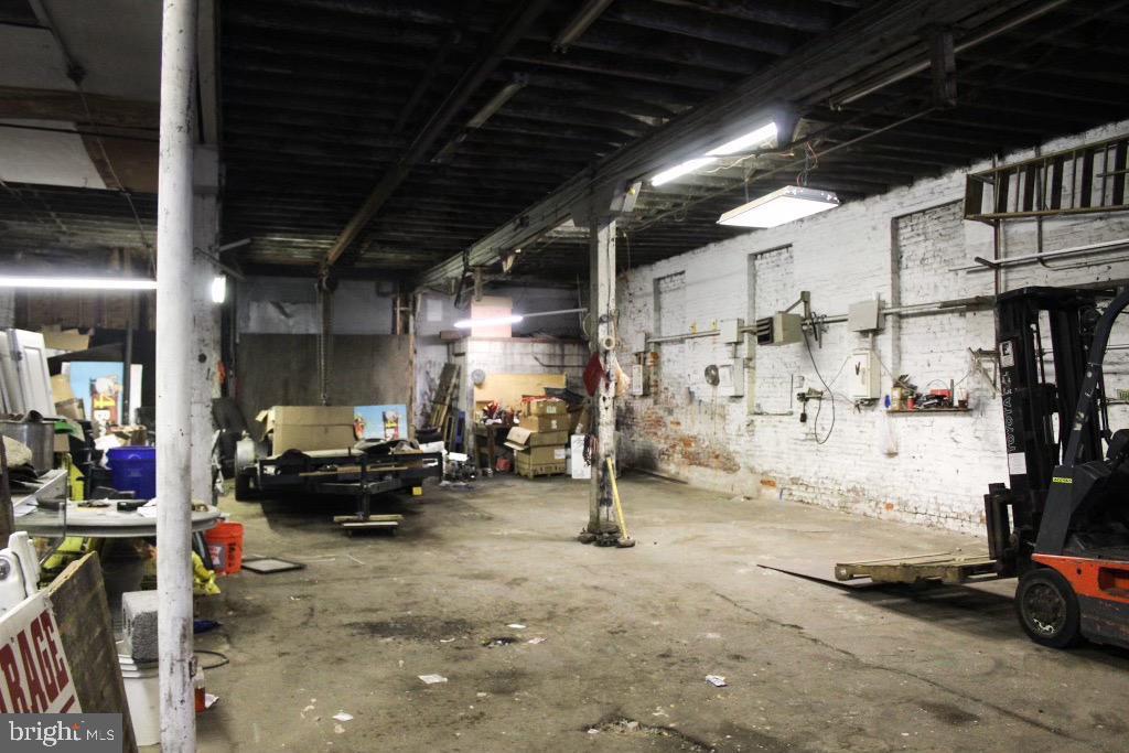 FAIRHILL - Commercial Sale