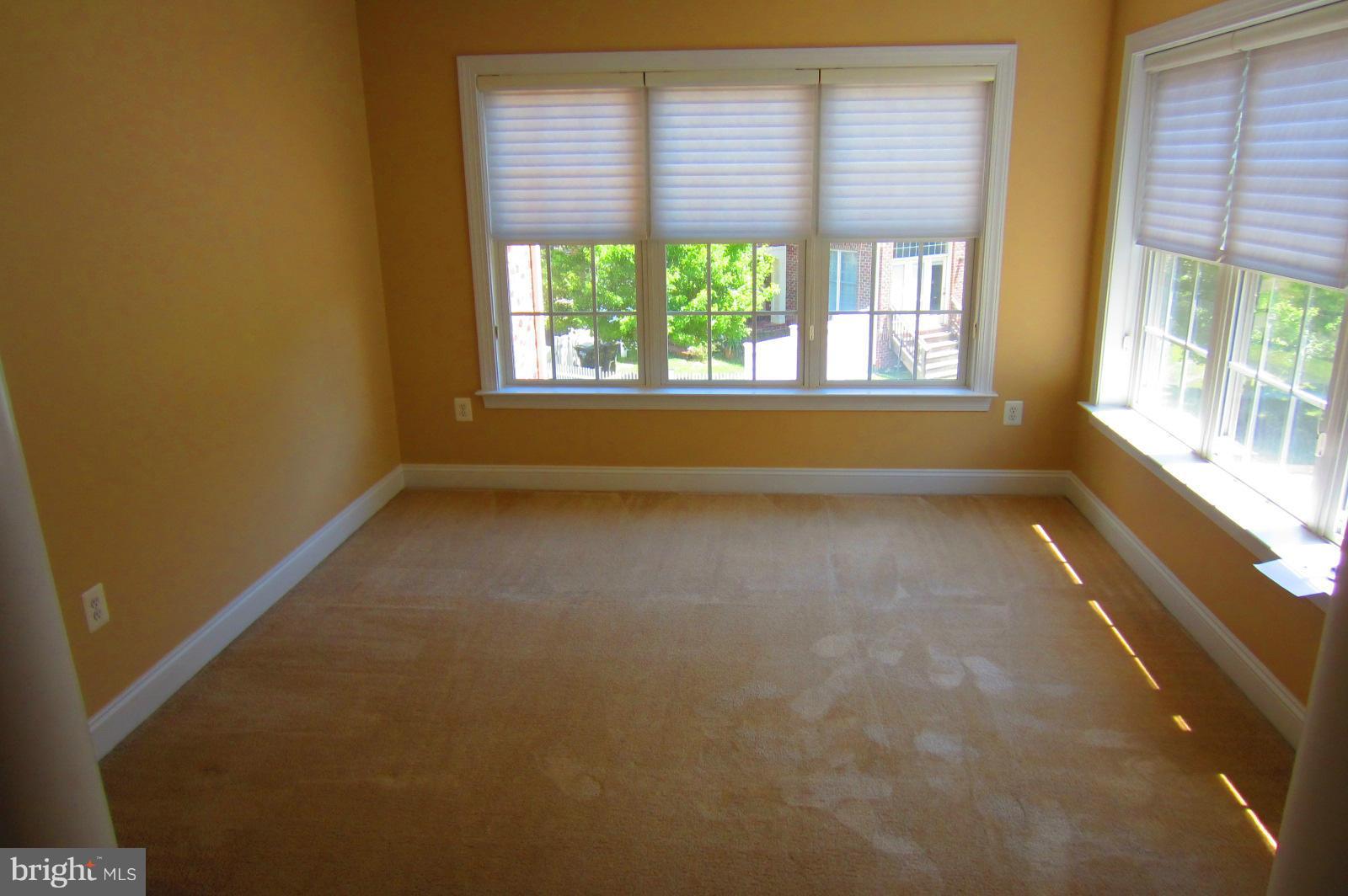 BRIARWOOD TRACE - Residential Lease